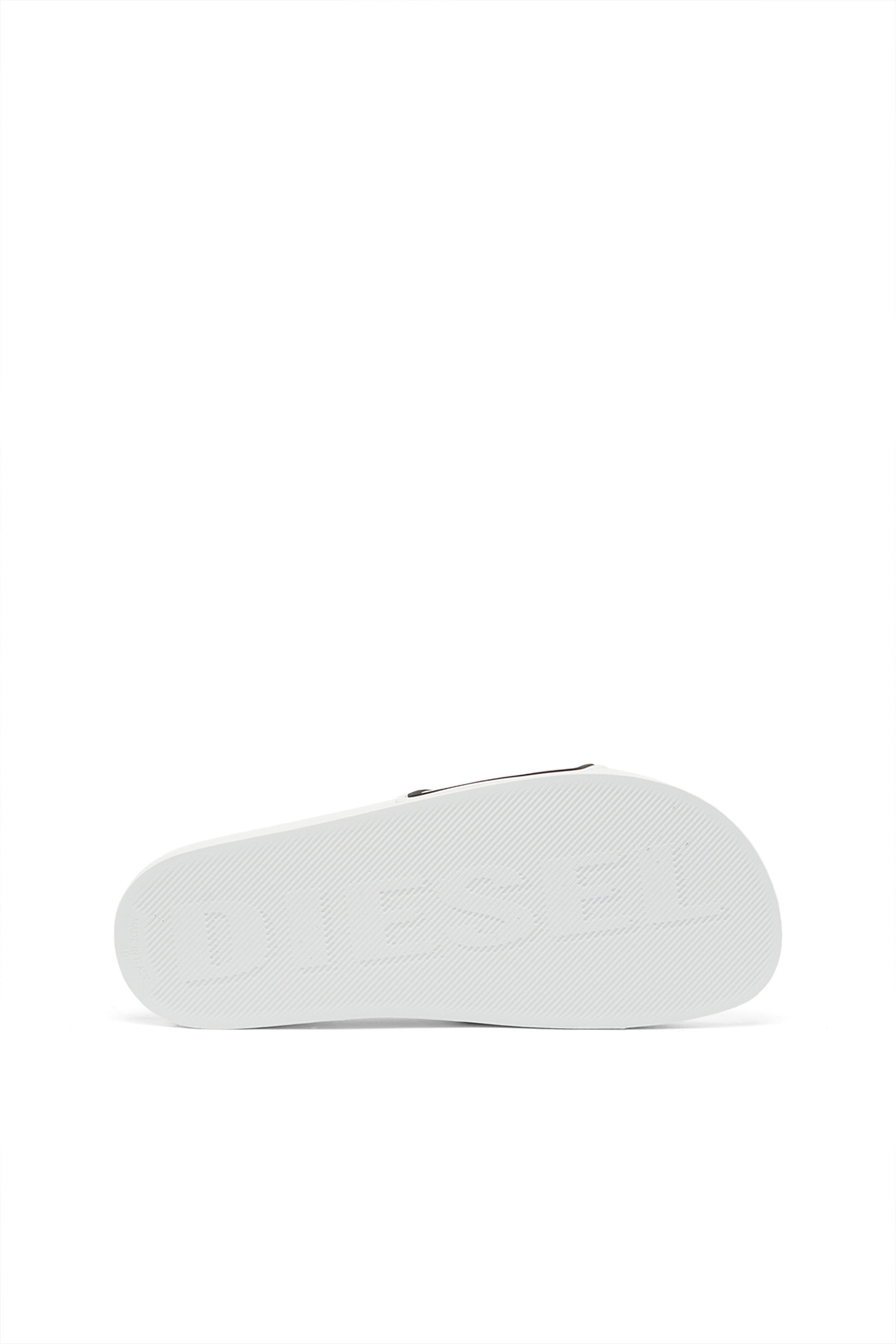 SA-MAYEMI CC W Woman: Rubber slides with embossed logo | Diesel