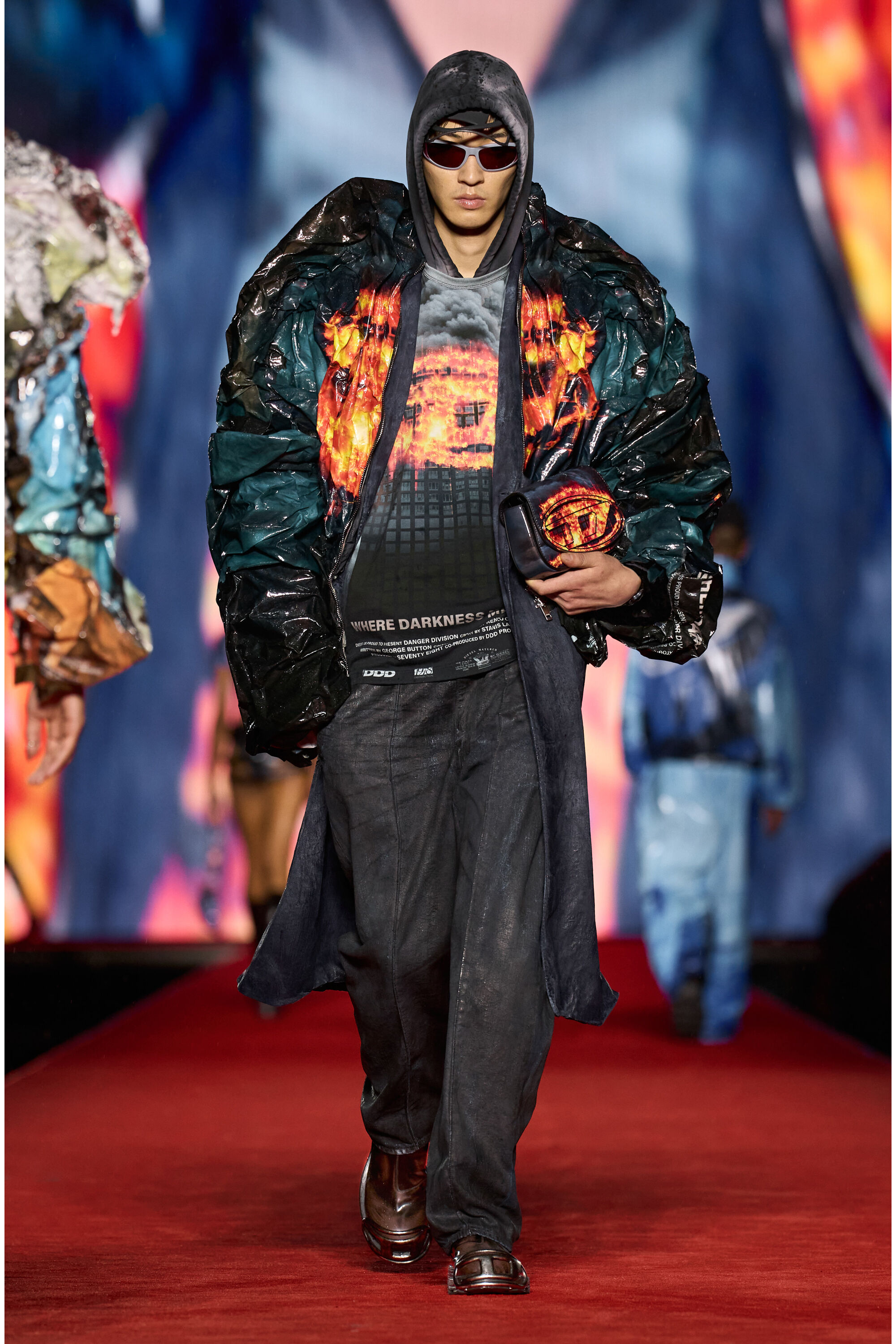 Women's 1DR-Iconic shoulder bag with fire print | Multicolor | Diesel