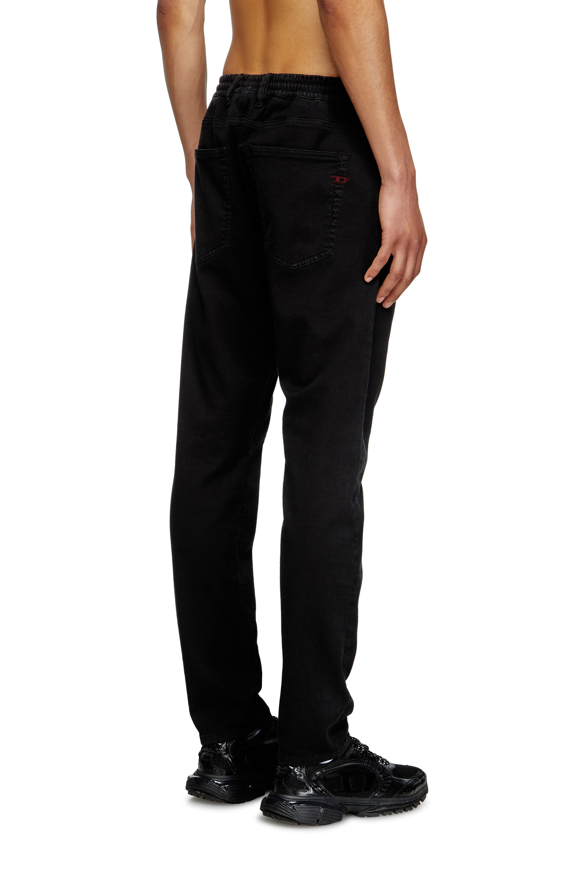 専用 DIESEL Regular 2032 D-Krooley Jogg Men's Regular Jeans | Black/Dark grey | Diesel 2032 D-Krooley