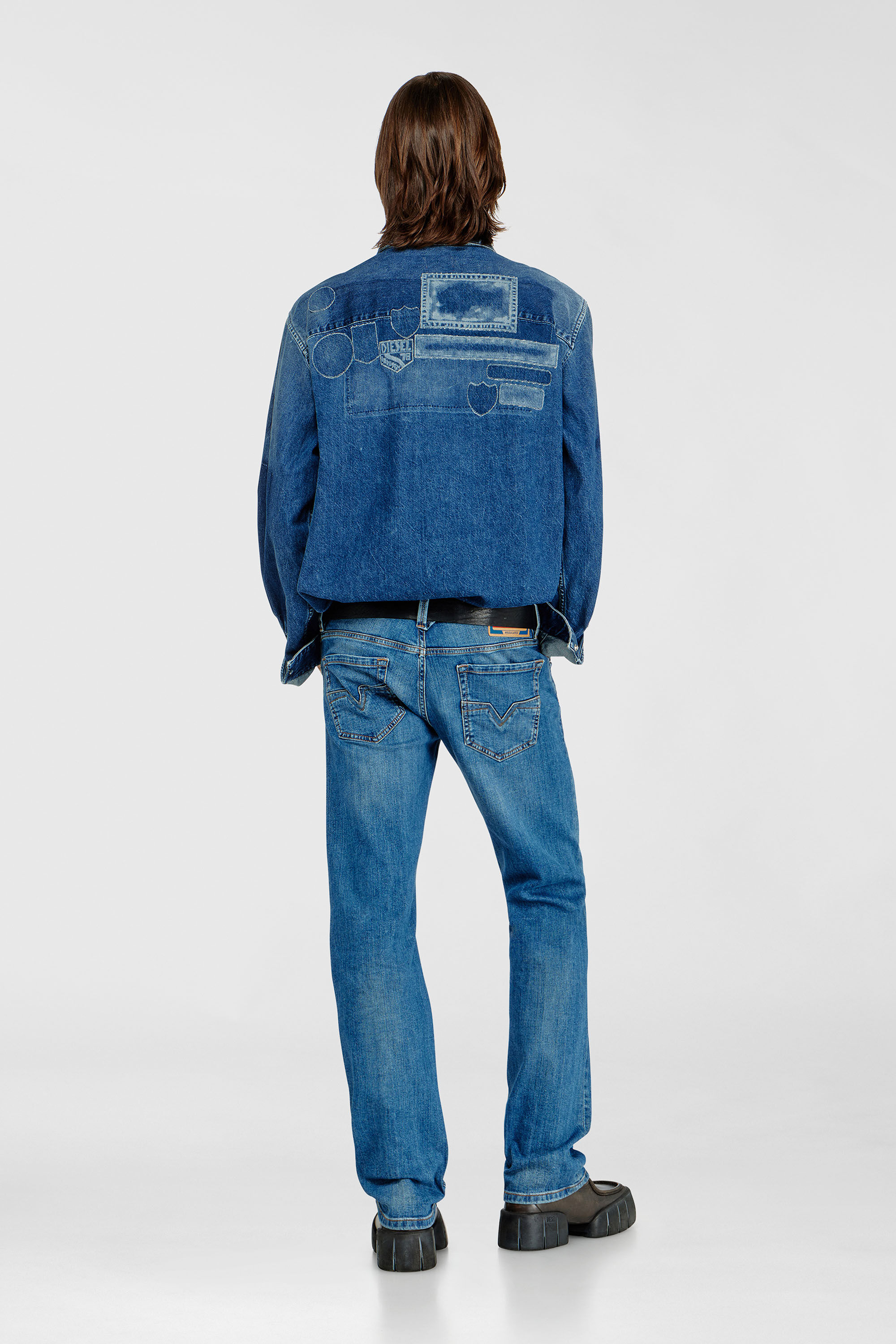 Men's Regular Jeans | Low Waist 1985 LarkeeLight Blue | Diesel TR