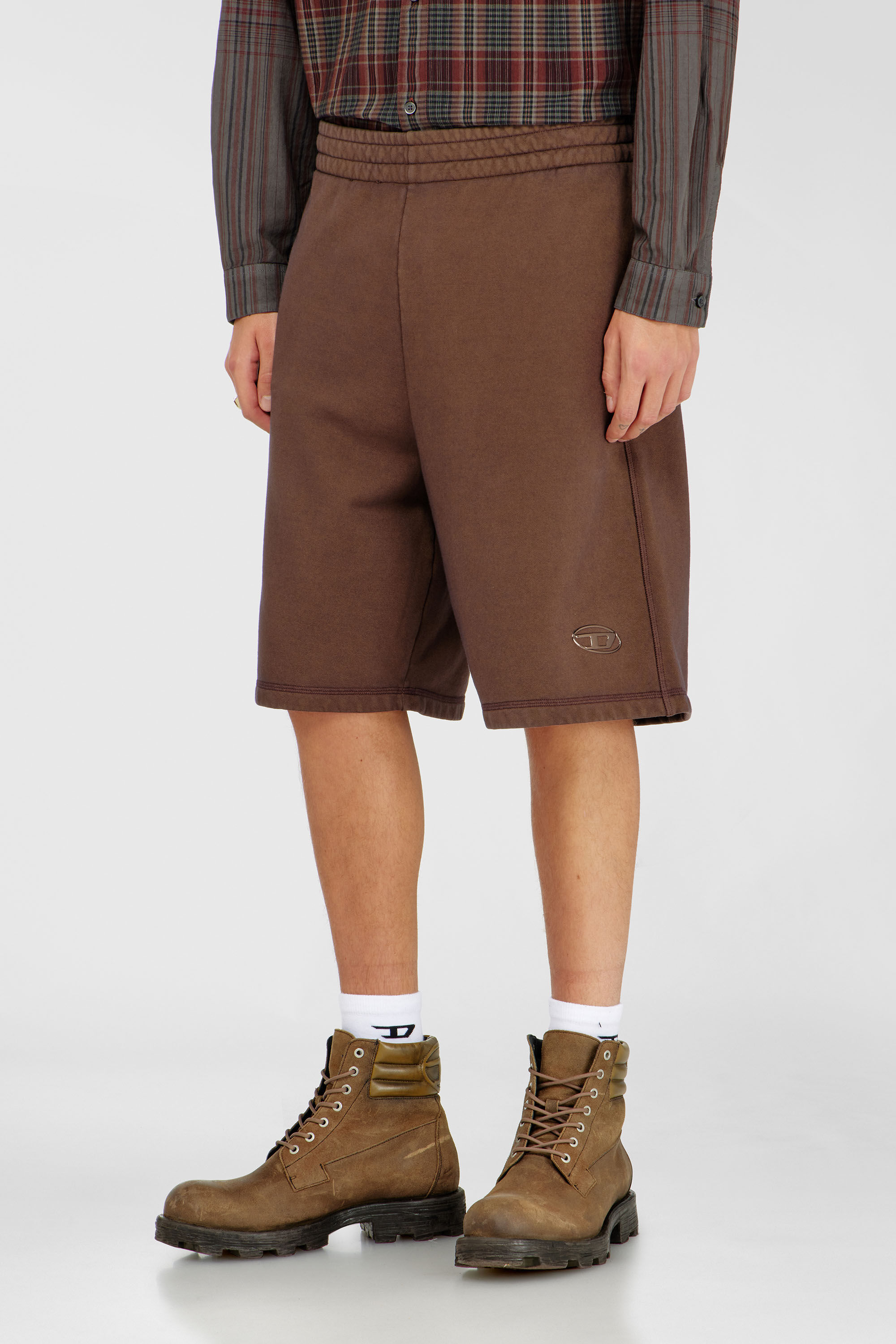 Diesel - P-MARSHY-IOD, Man's Fleece shorts with metallic Oval D in Brown - 3