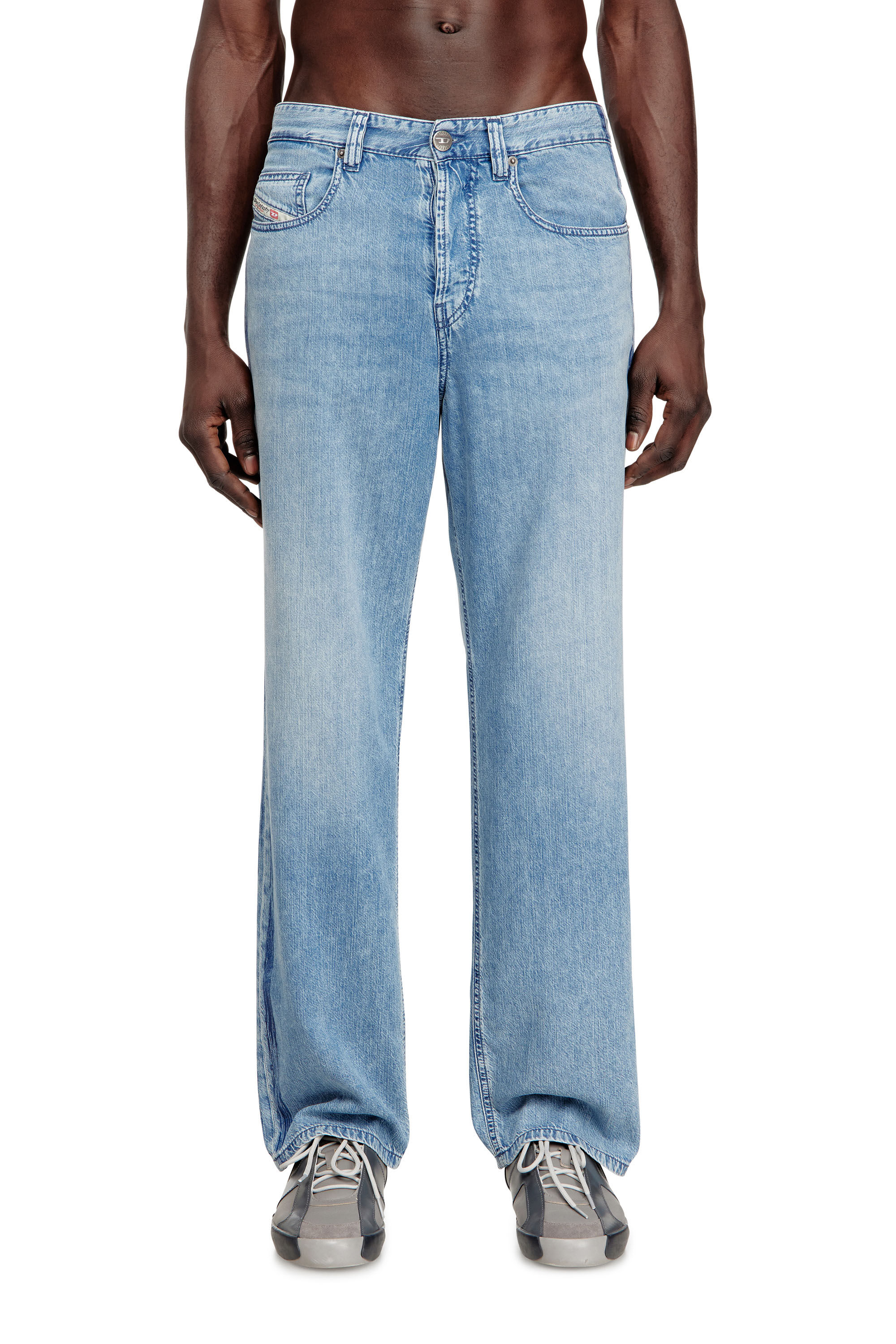 Men's Relaxed Jeans | Light Blue | Diesel 2001 D-Macro