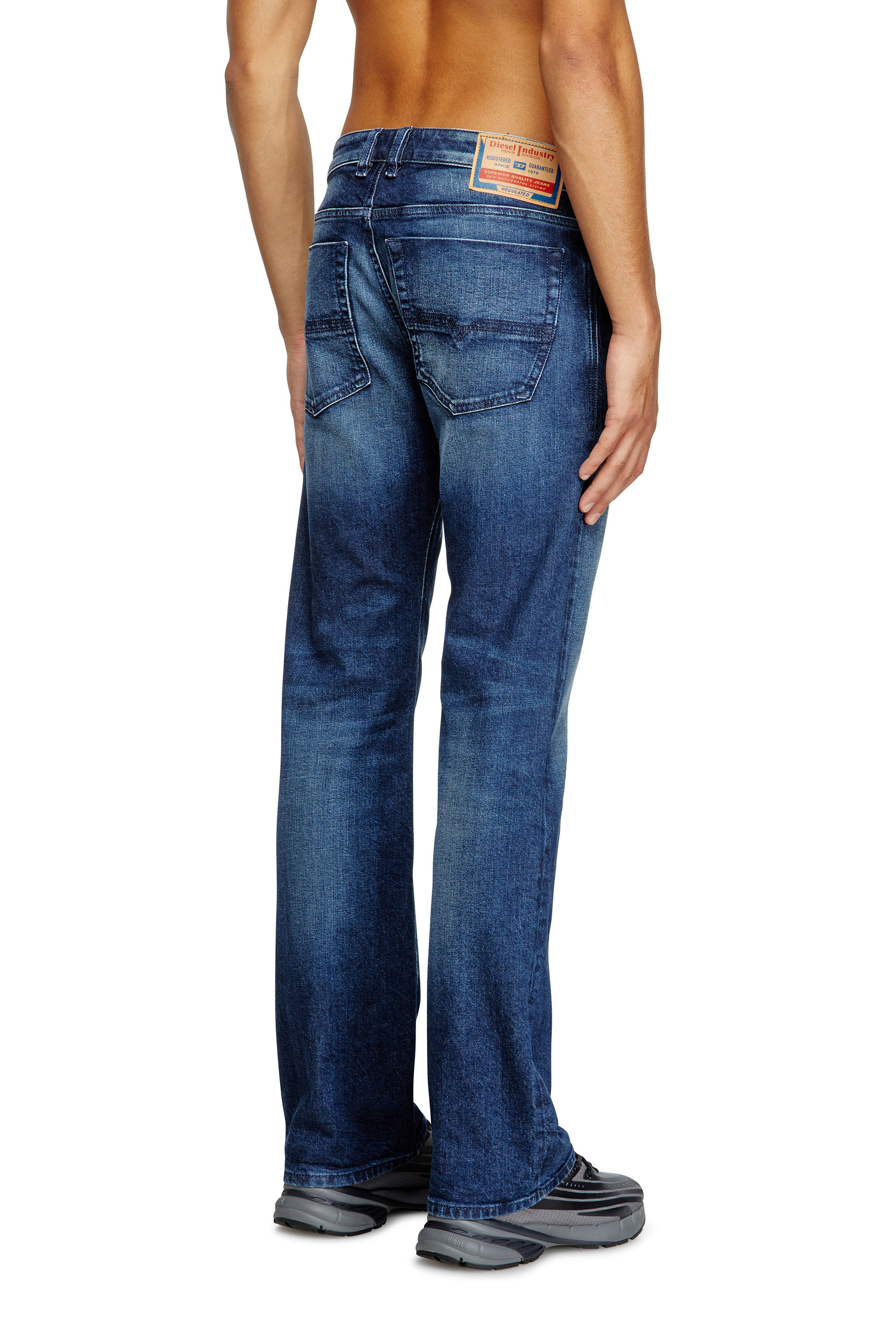 【AAKE】SOLID STRIPE BOOTCUT DENIM Women's Bootcut Jeans | Light Blue | Diesel 1969 D-Ebbey