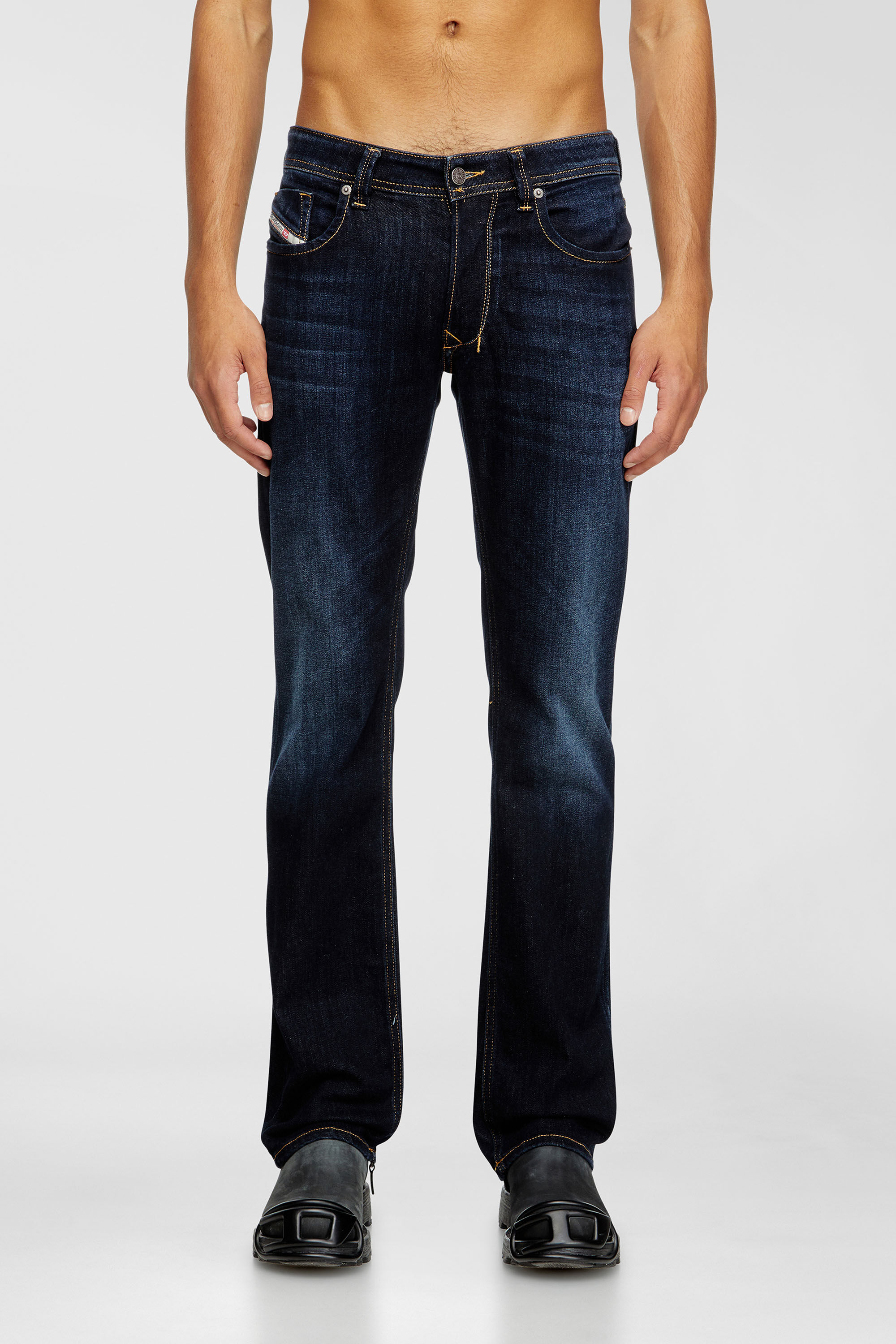 Men's Regular Jeans | Low Waist 1985 LarkeeDark Blue | Diesel TR