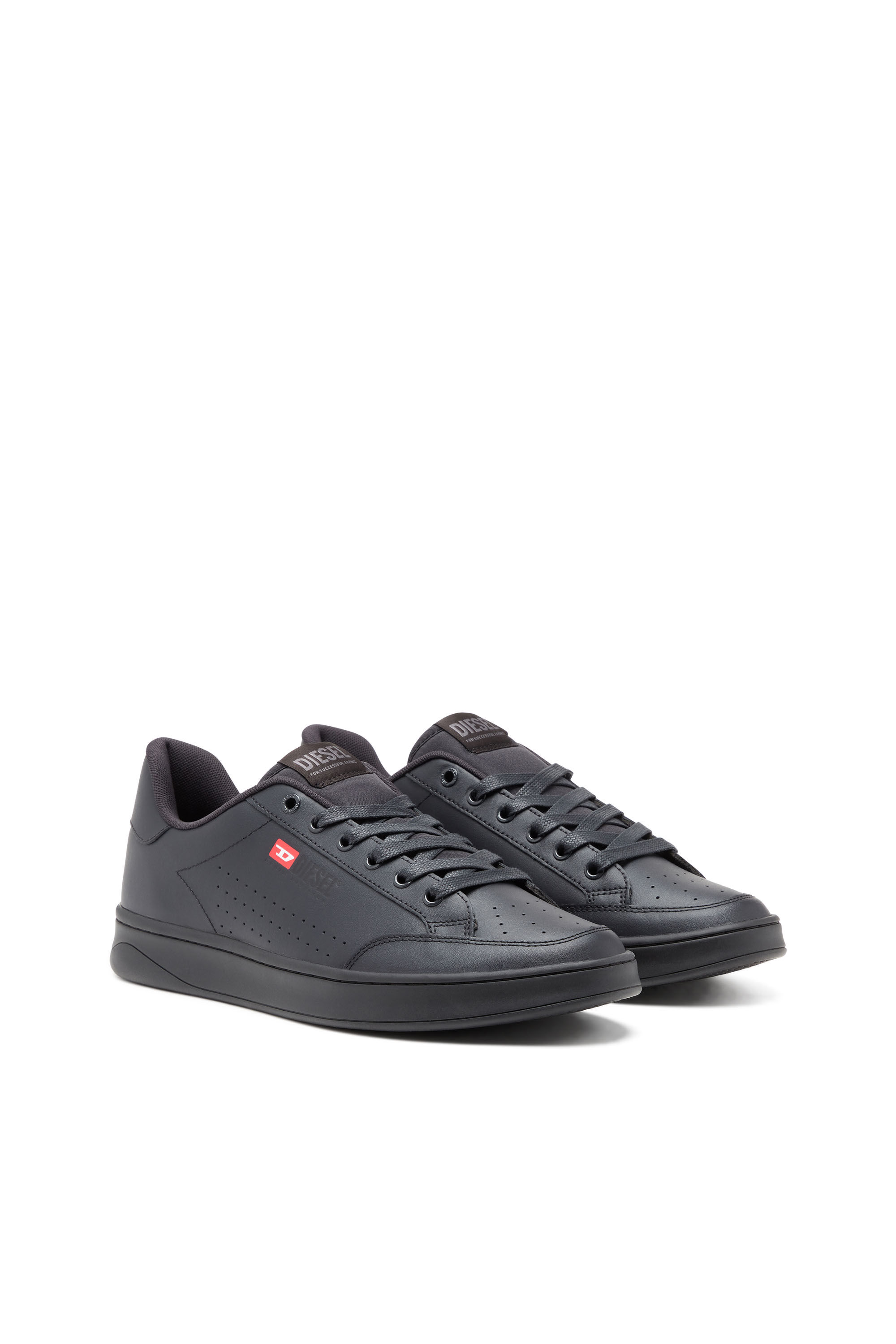 関税込 特価/完売前に【DIESEL】Athene Low Top スニーカー 黒 S-ATHENE LOW（MEN）: テニスシルエットスニーカー｜ディーゼル