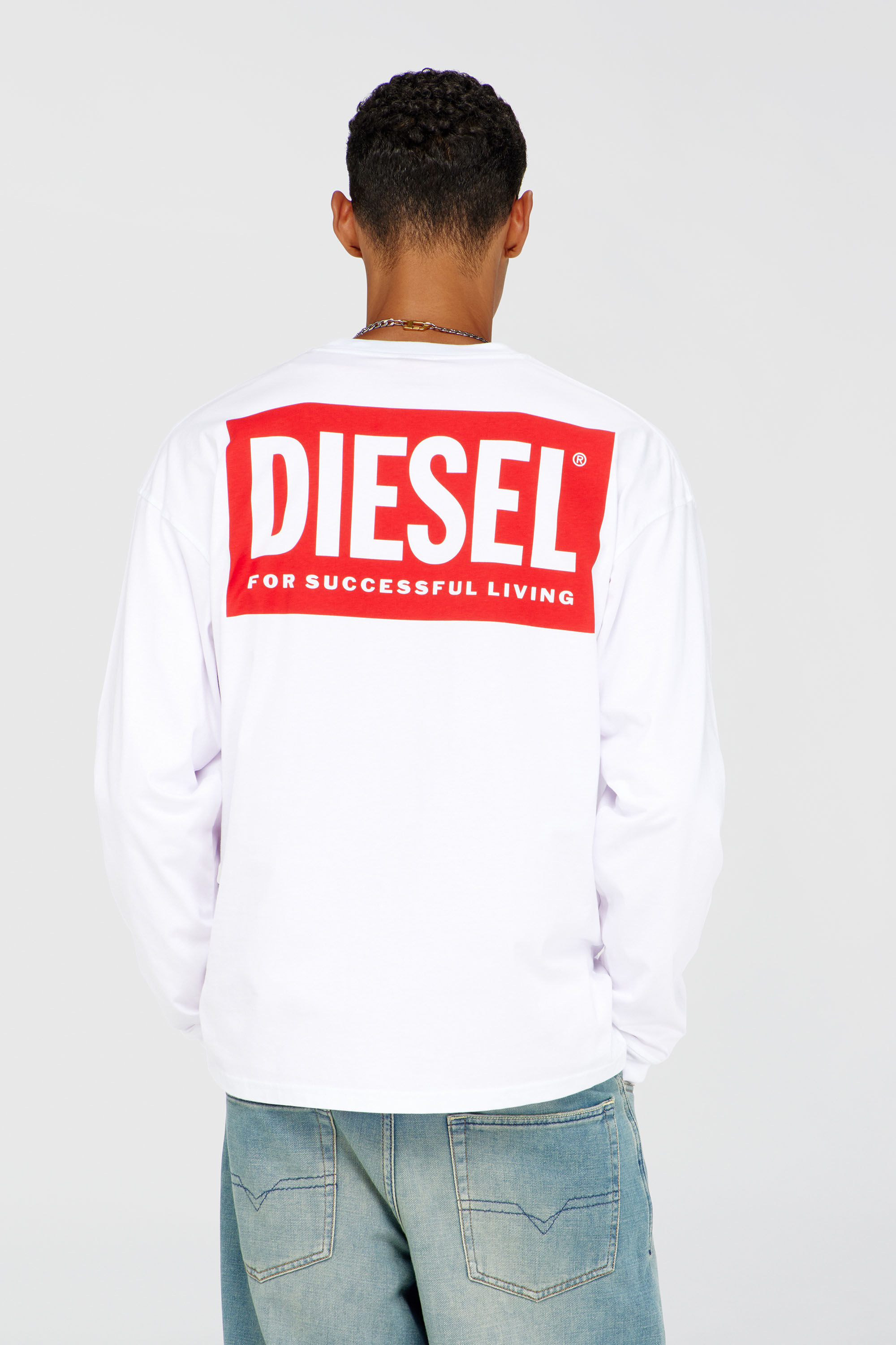 Diesel - T-BOXT-LS-BISK, Man's Relaxed long-sleeve T-shirt with Biscotto logo in White - 4