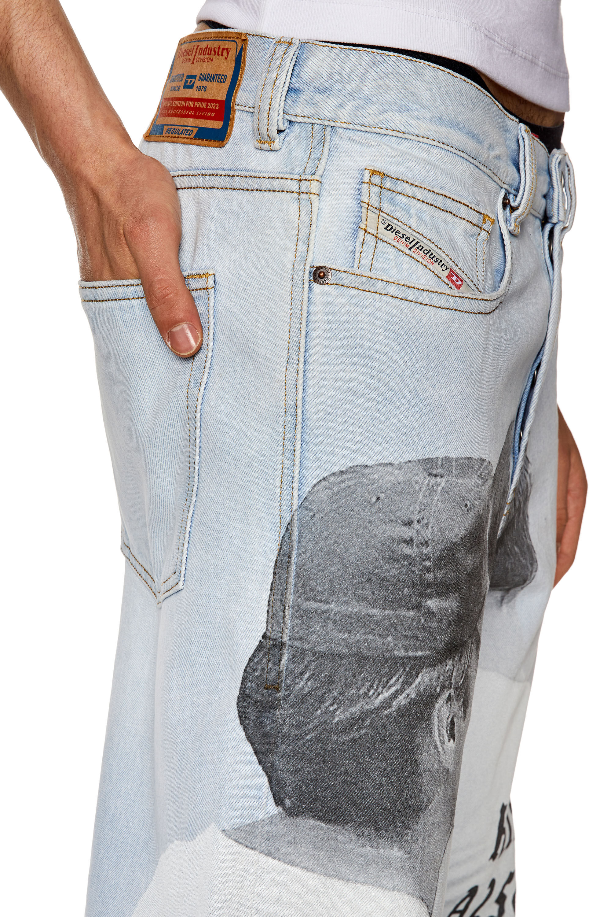 Men s Straight Jeans Light blue Diesel 2010 D Macs