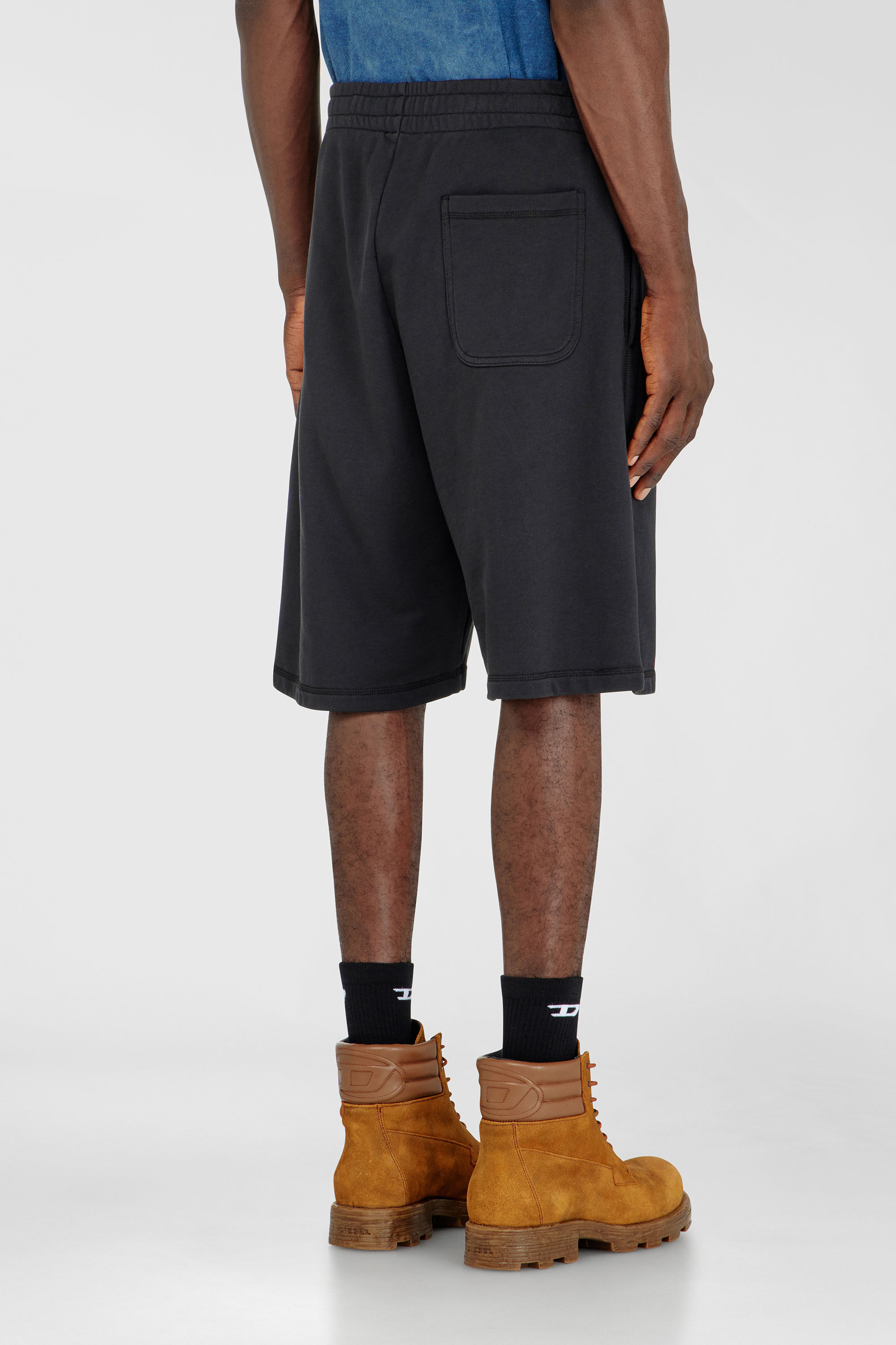 Diesel - P-MARSHY-IOD, Man's Fleece shorts with metallic Oval D in Black - 4