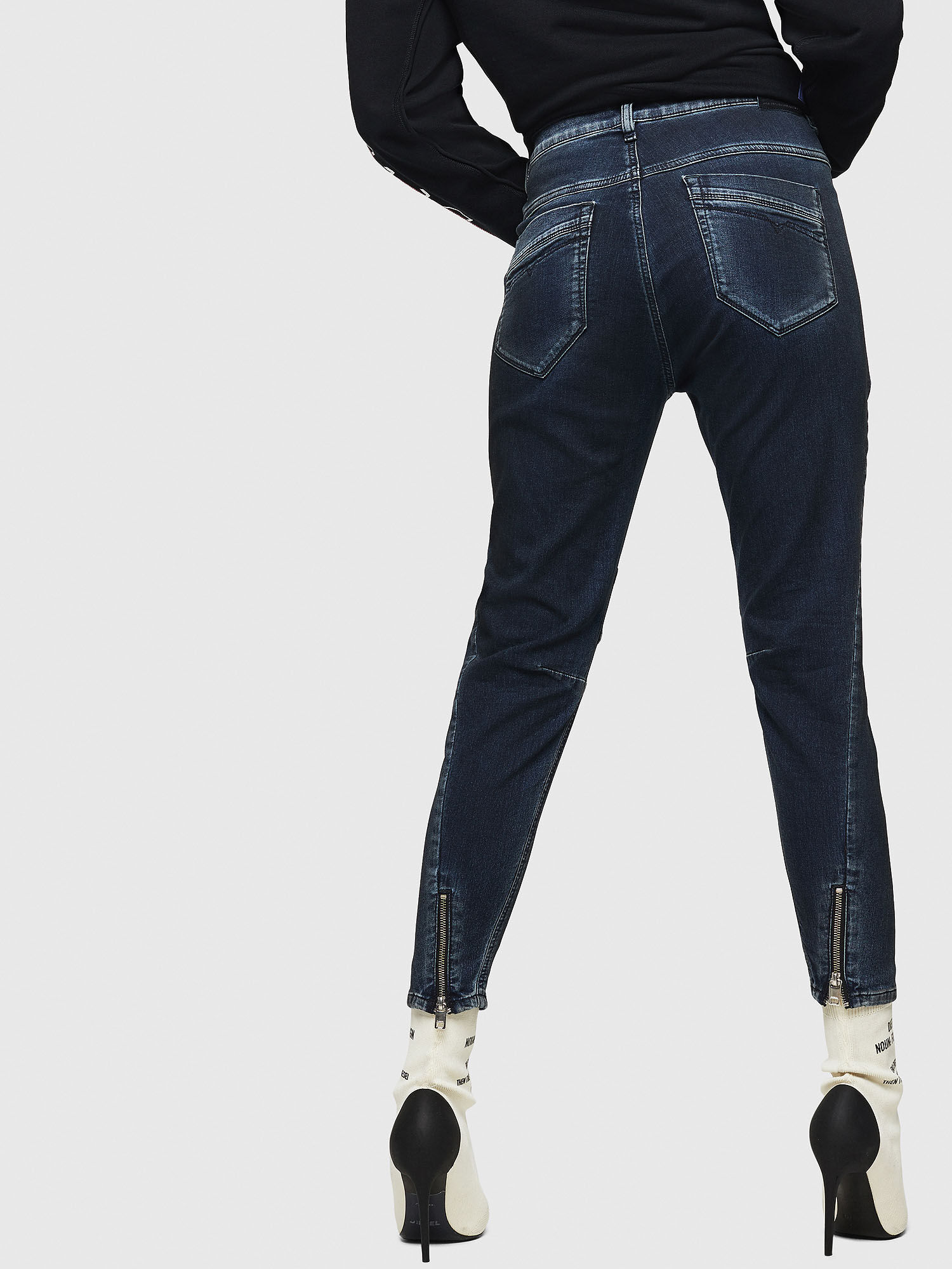 diesel fayza ne jogg jeans