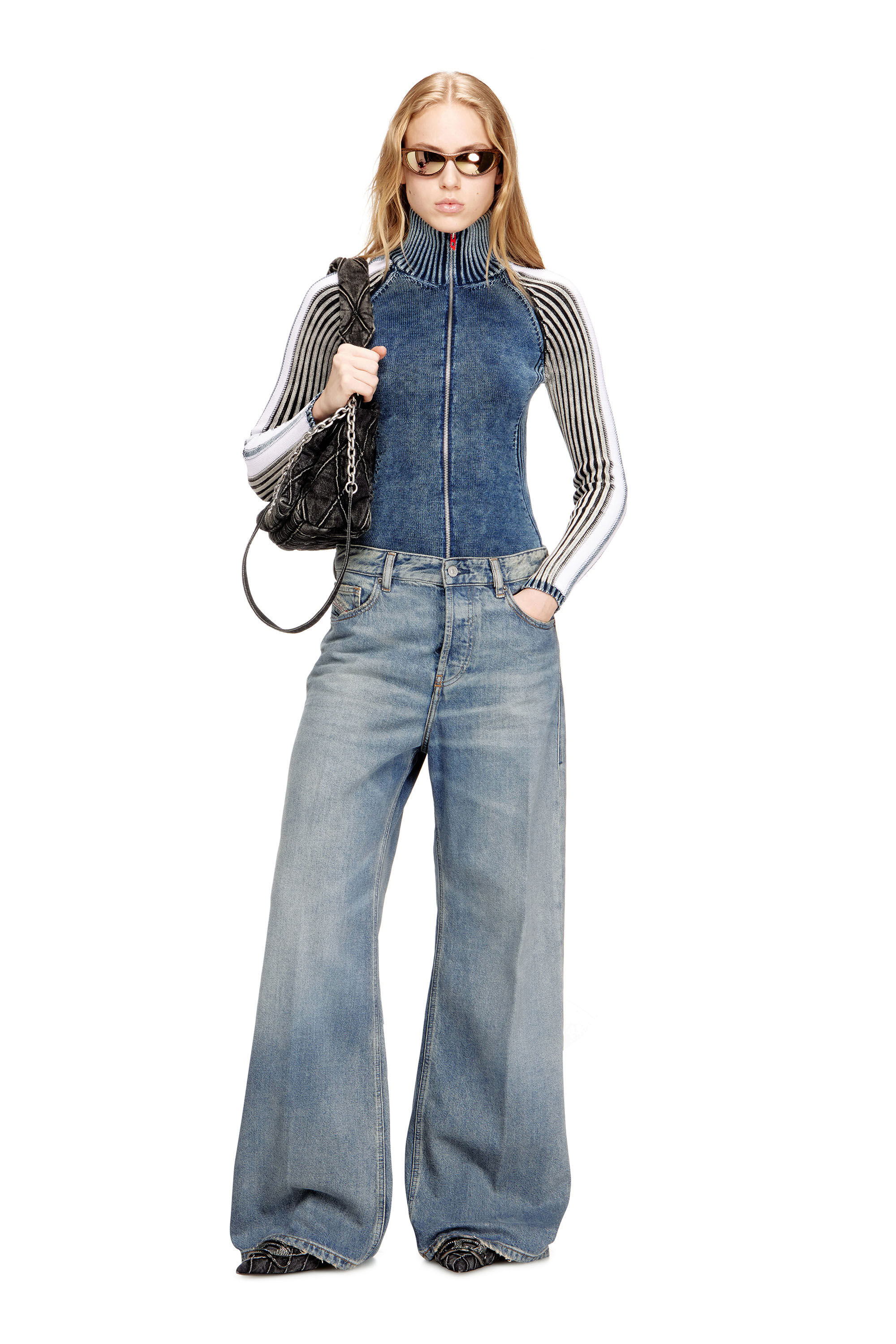 DIESEL ディーゼル CHARM-D クラッチバッグ デニムキルティング 黒