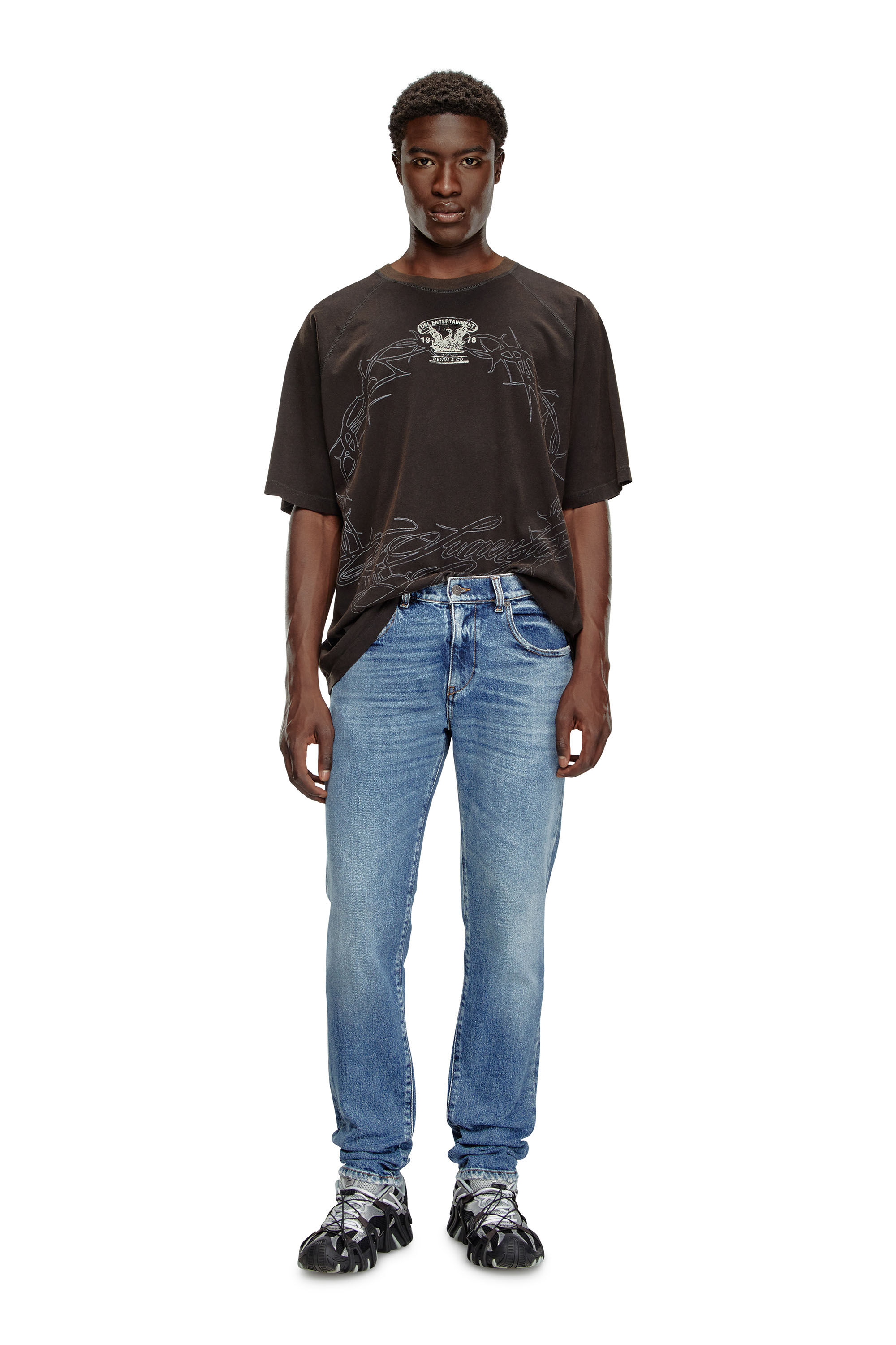 2019 D-STRUKT Man: Essential Slim Medium blue Jeans | Diesel