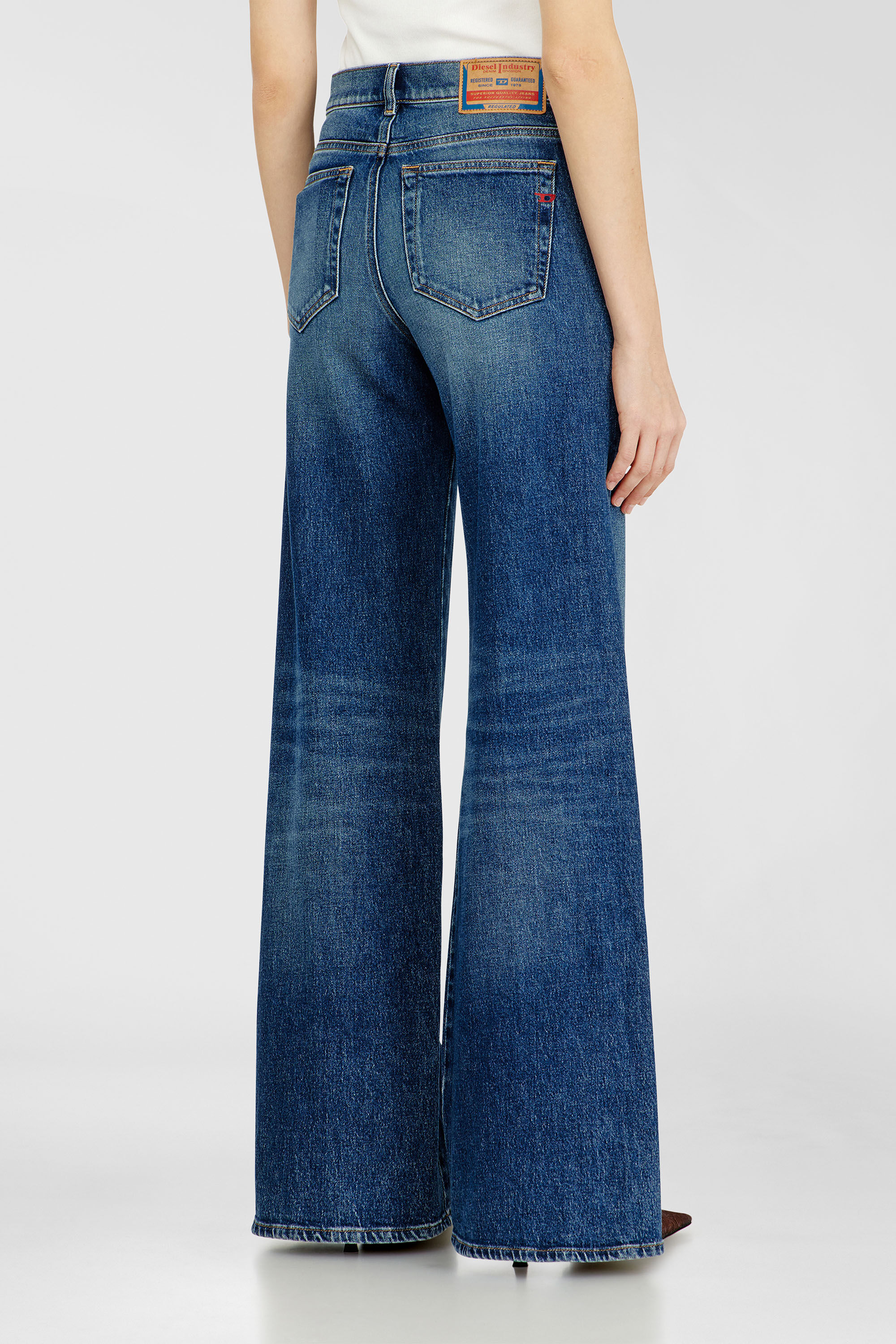 Women's Flare Jeans | Regular Waist 1978 D-Akemi | Medium blue