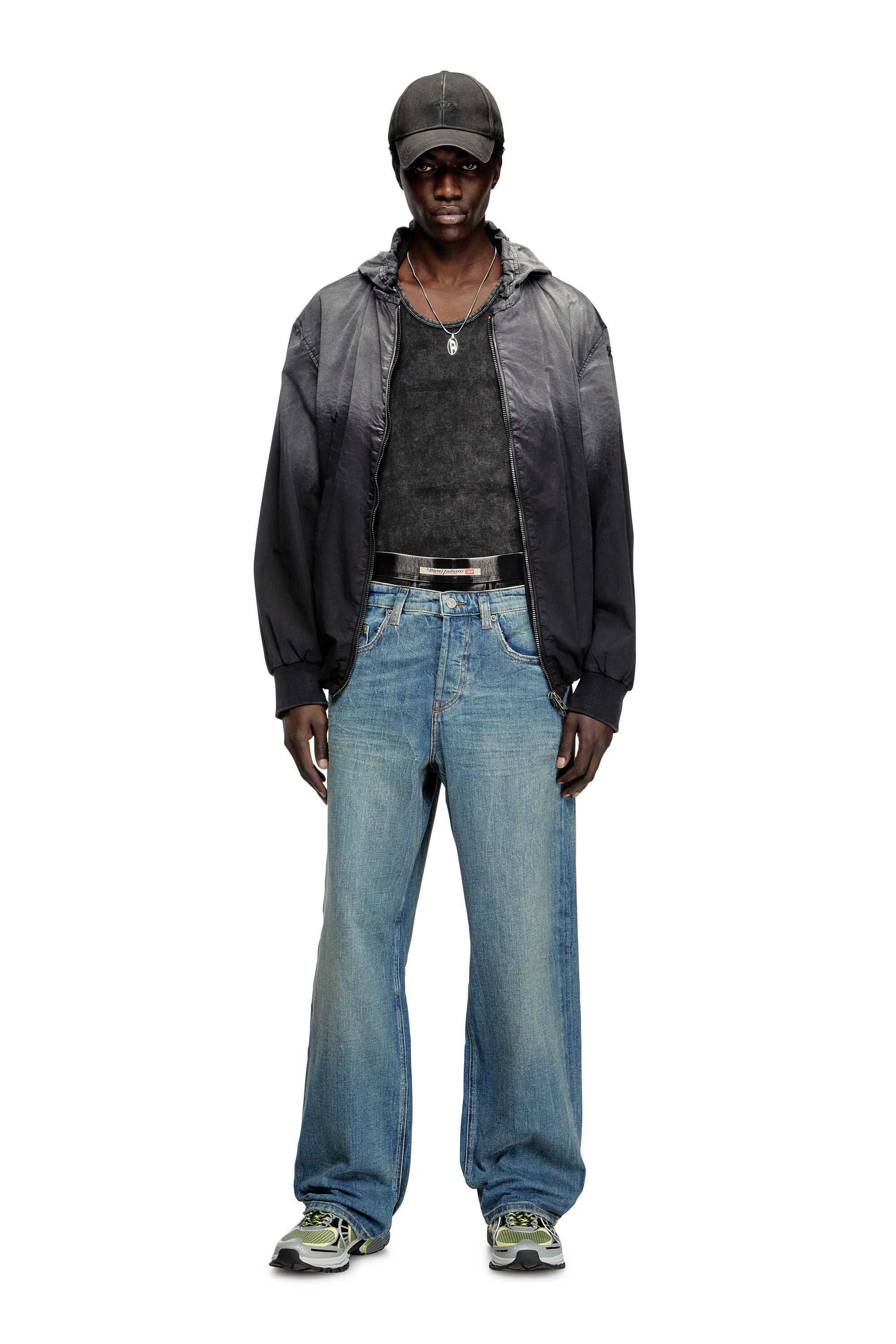 Men's Relaxed Jeans | Medium blue | Diesel 2001 D-Macro