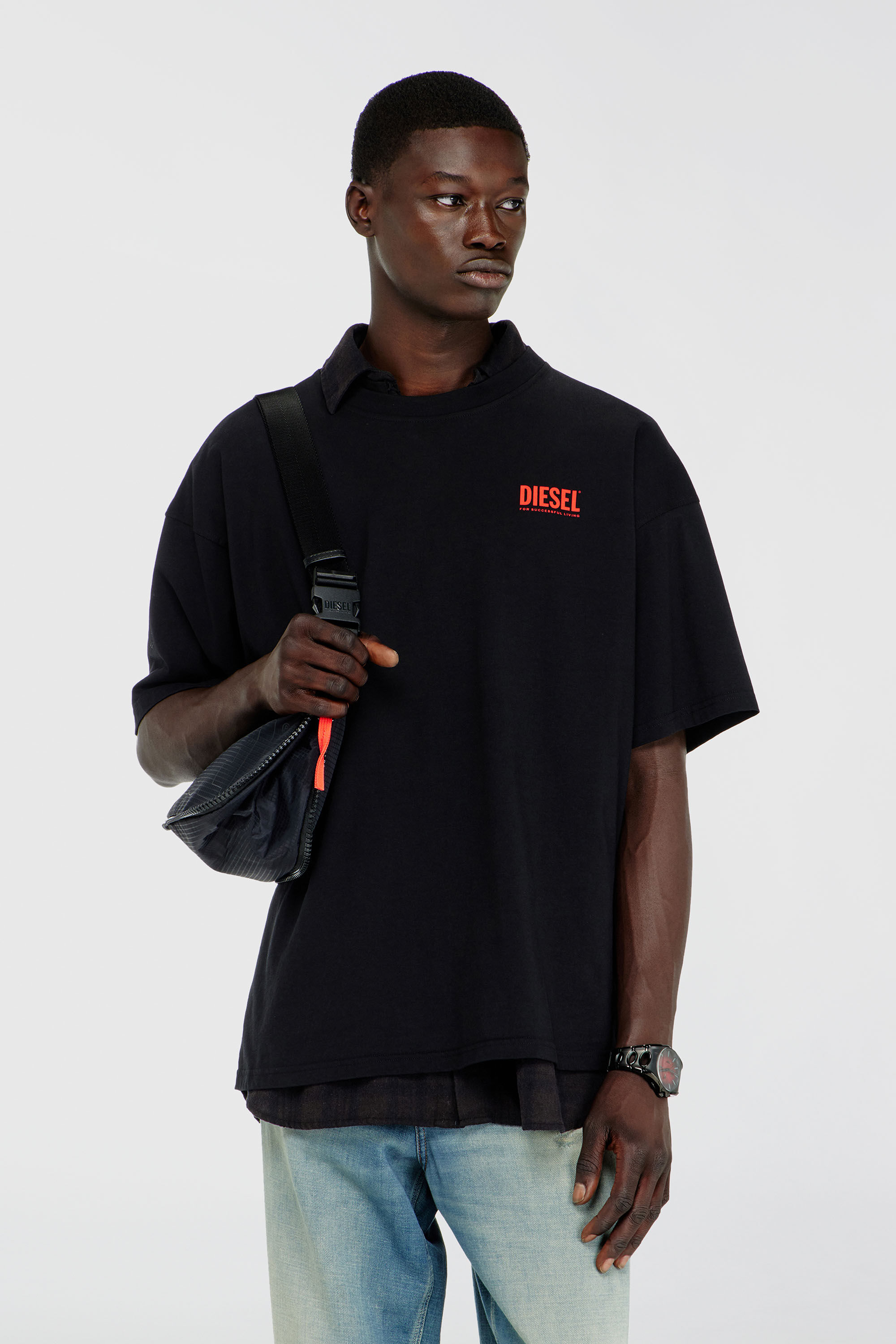 Men's Cotton T-shirt with Diesel Biscotto print | Black | Diesel TR