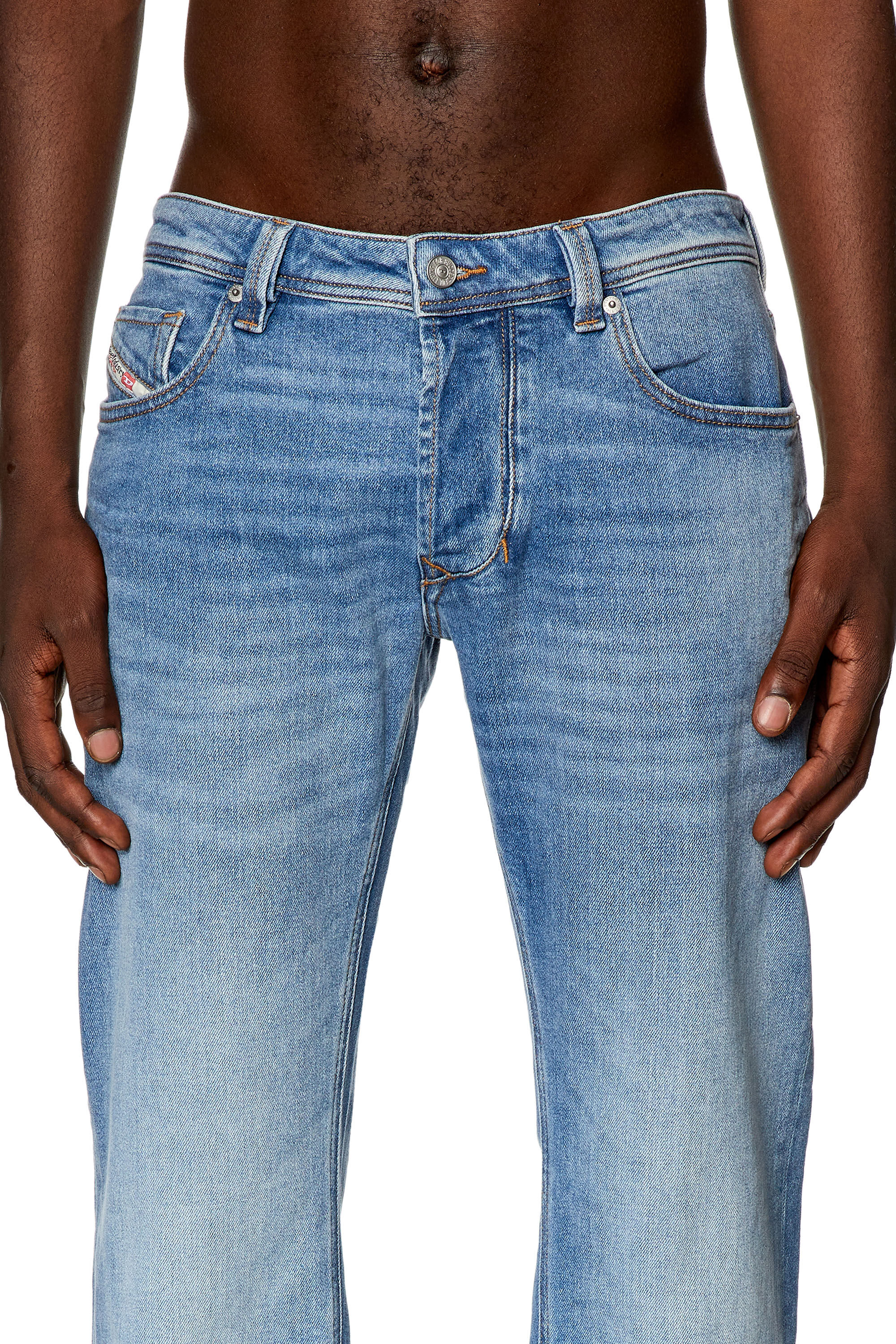 Diesel - Straight Jeans 1985 Larkee 0ENAS, Light Blue - Image 5