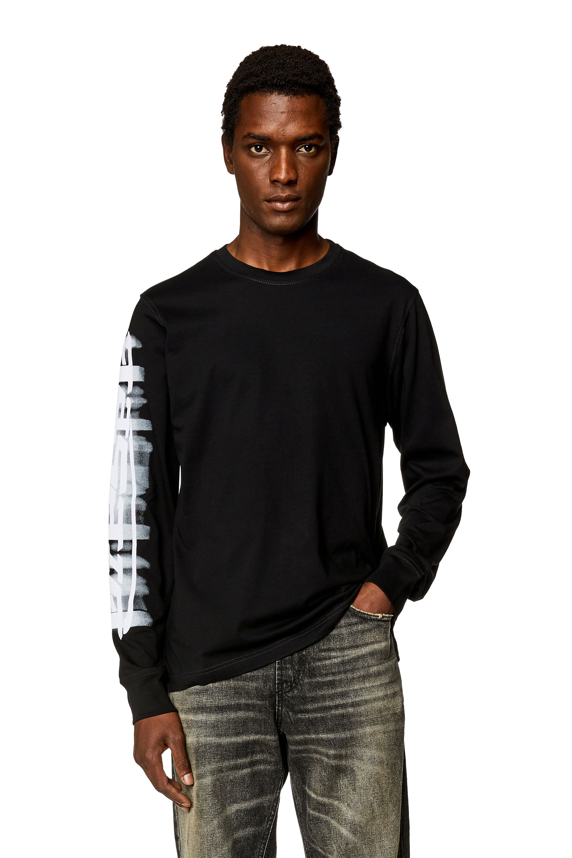 Men s Long sleeve T shirt with blurry Diesel print Black Diesel
