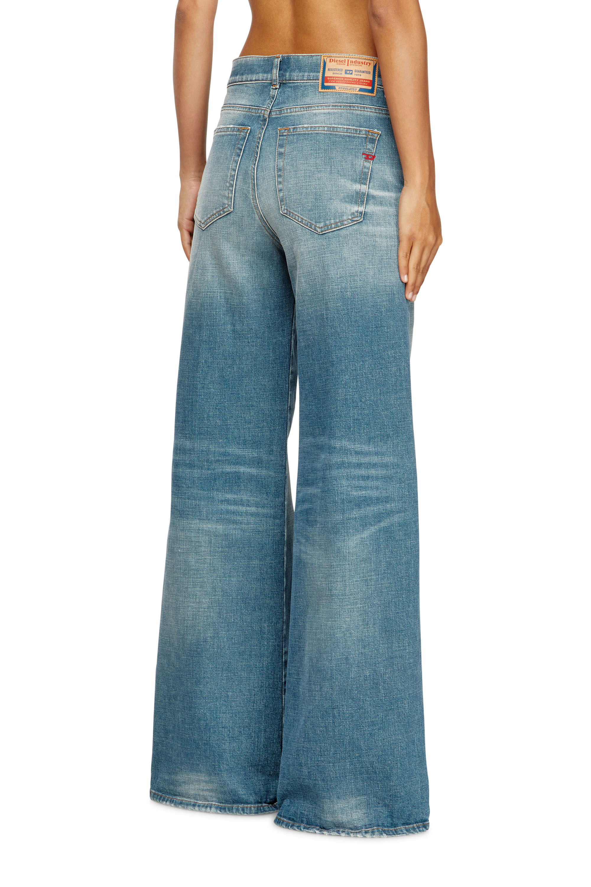 Women's Flare Jeans | Medium blue | Diesel 1978 D-Akemi