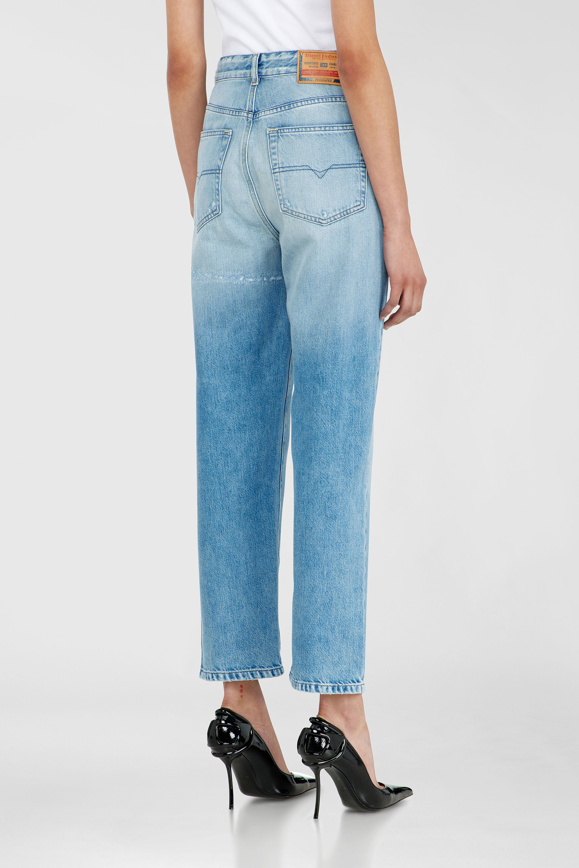 Diesel - Woman's Regular Jeans 1981 D-Went 09P49, Light Blue - 5