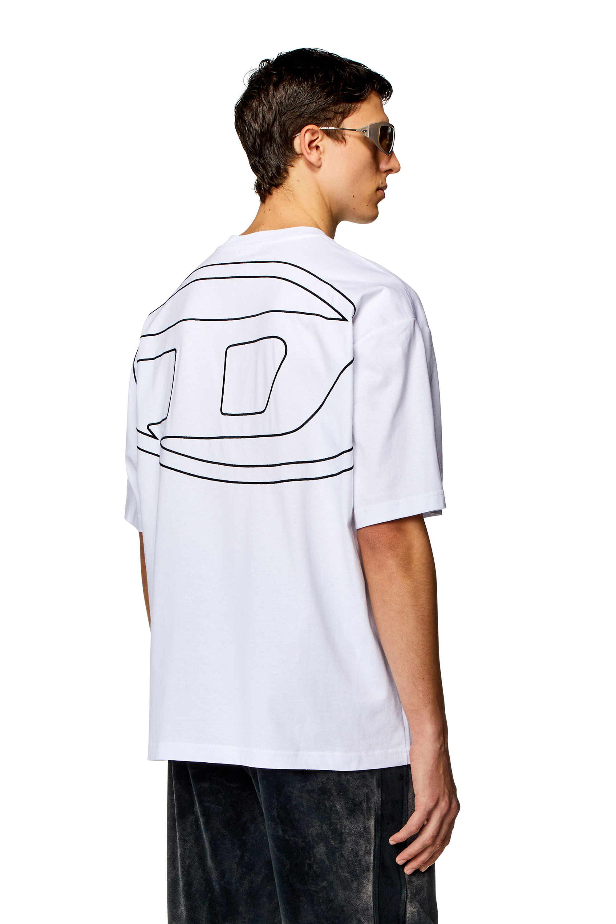 Men s oversized T shirt with maxi oval D embroidery Diesel