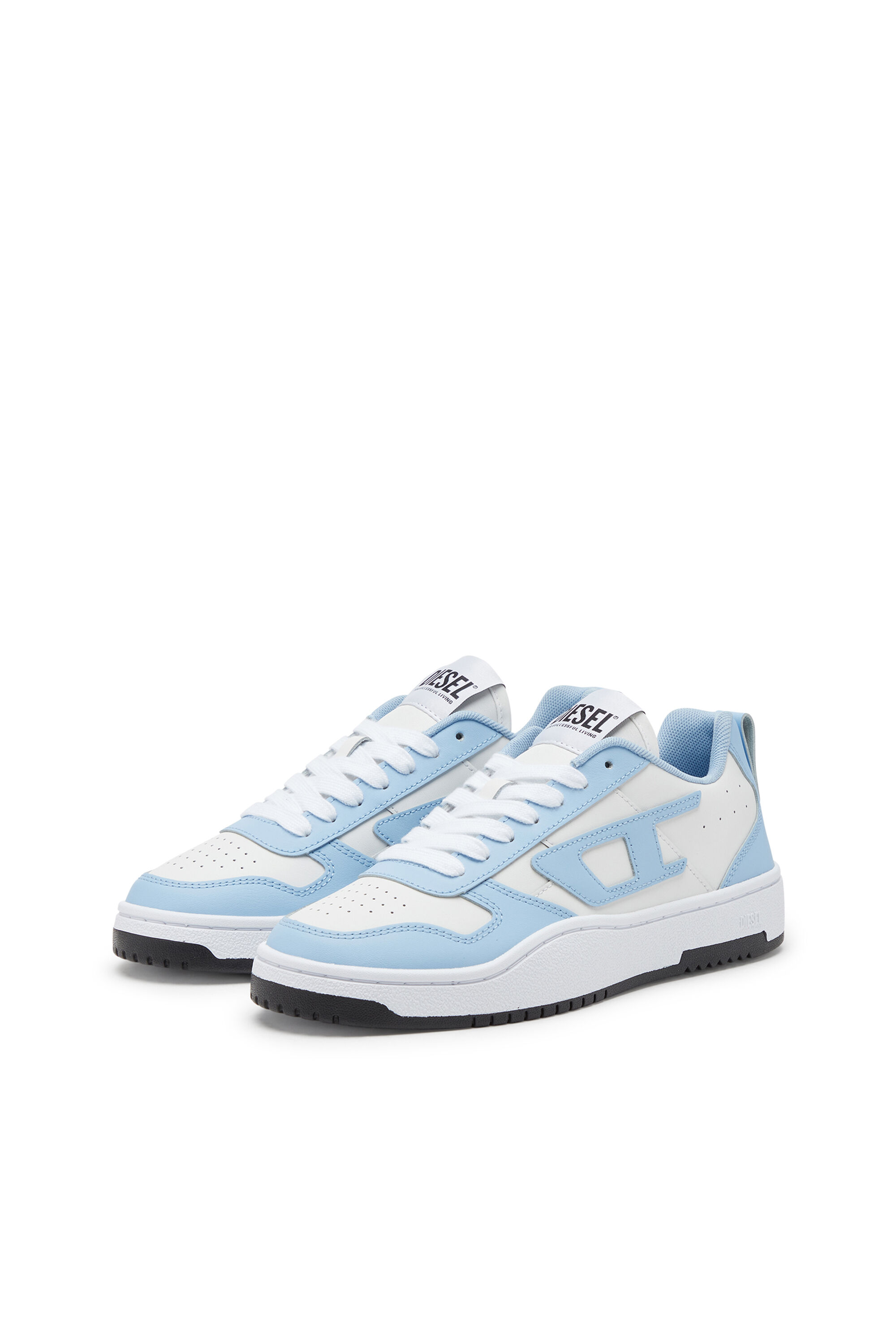 S and w shoes store
