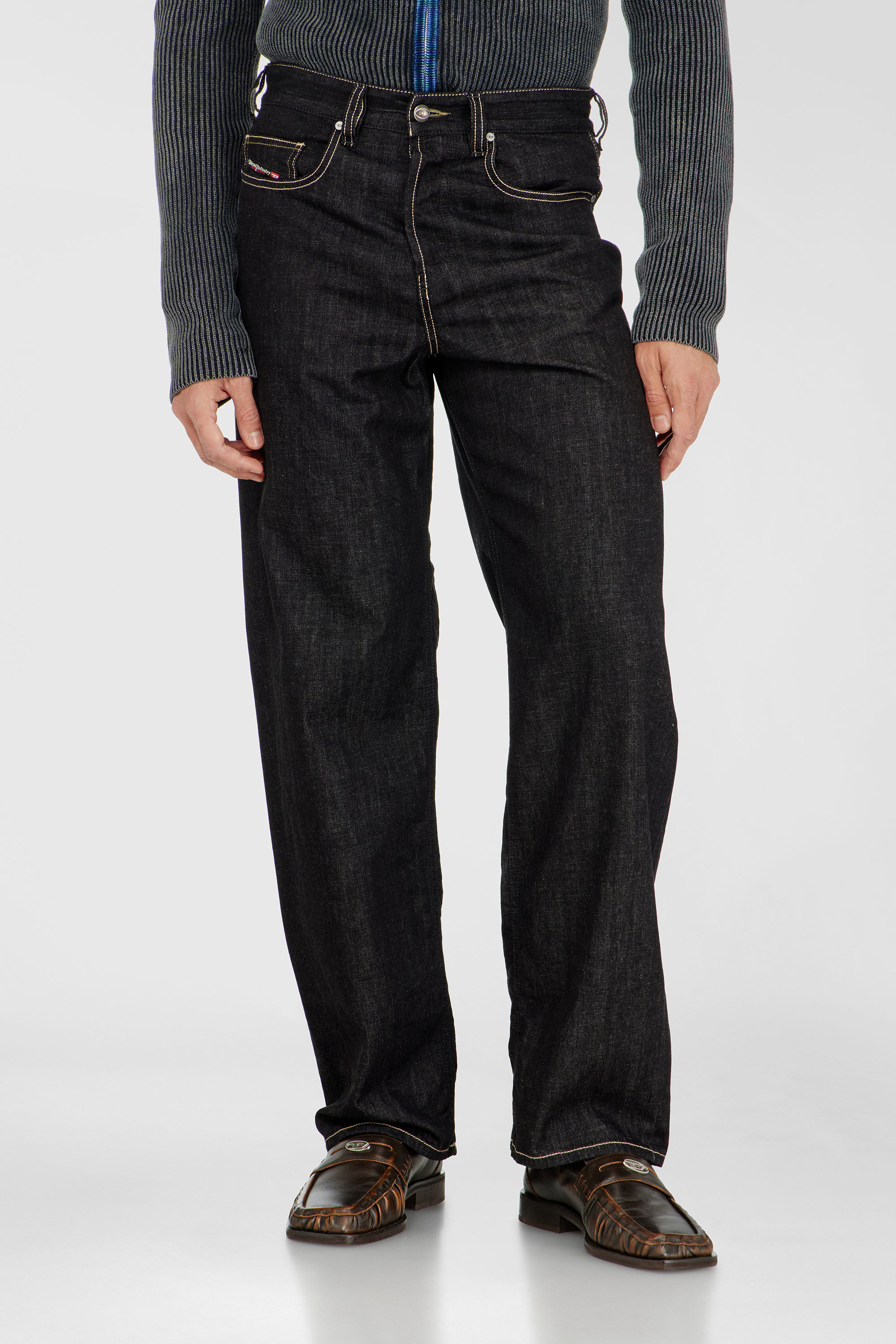 Diesel - Man's Relaxed Jeans 2001 D-Macro 09R42, Black/Dark grey - 4