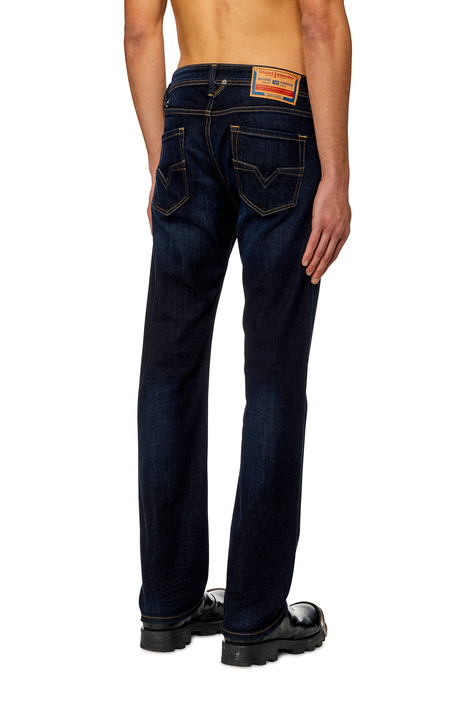 Men's Straight Jeans | Dark Blue | Diesel 1985 Larkee