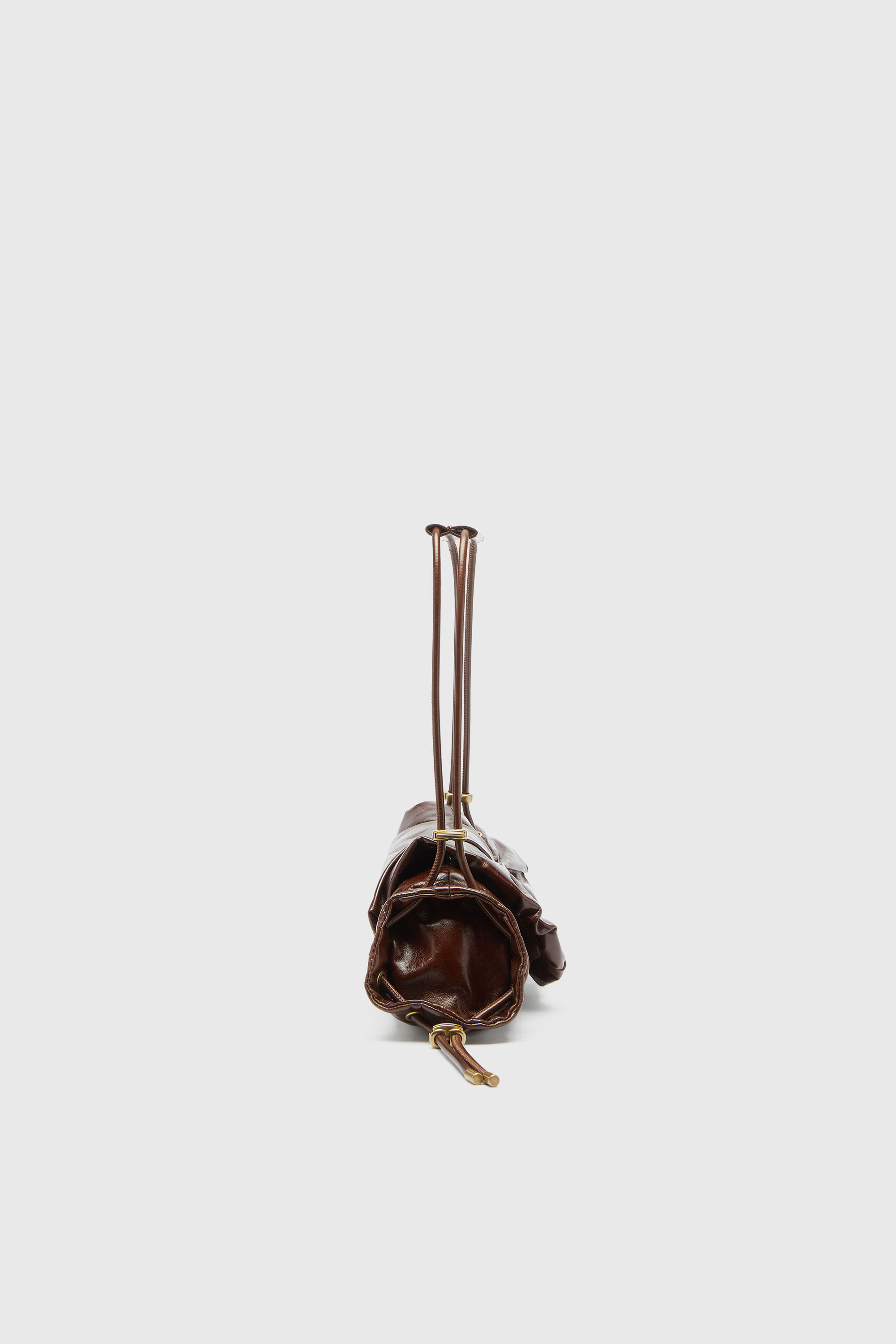 Diesel - SCRUNCH-D SHOULDER S, Woman's Scrunch-D-Small shoulder bag in shiny scrunched leather in Brown - 5
