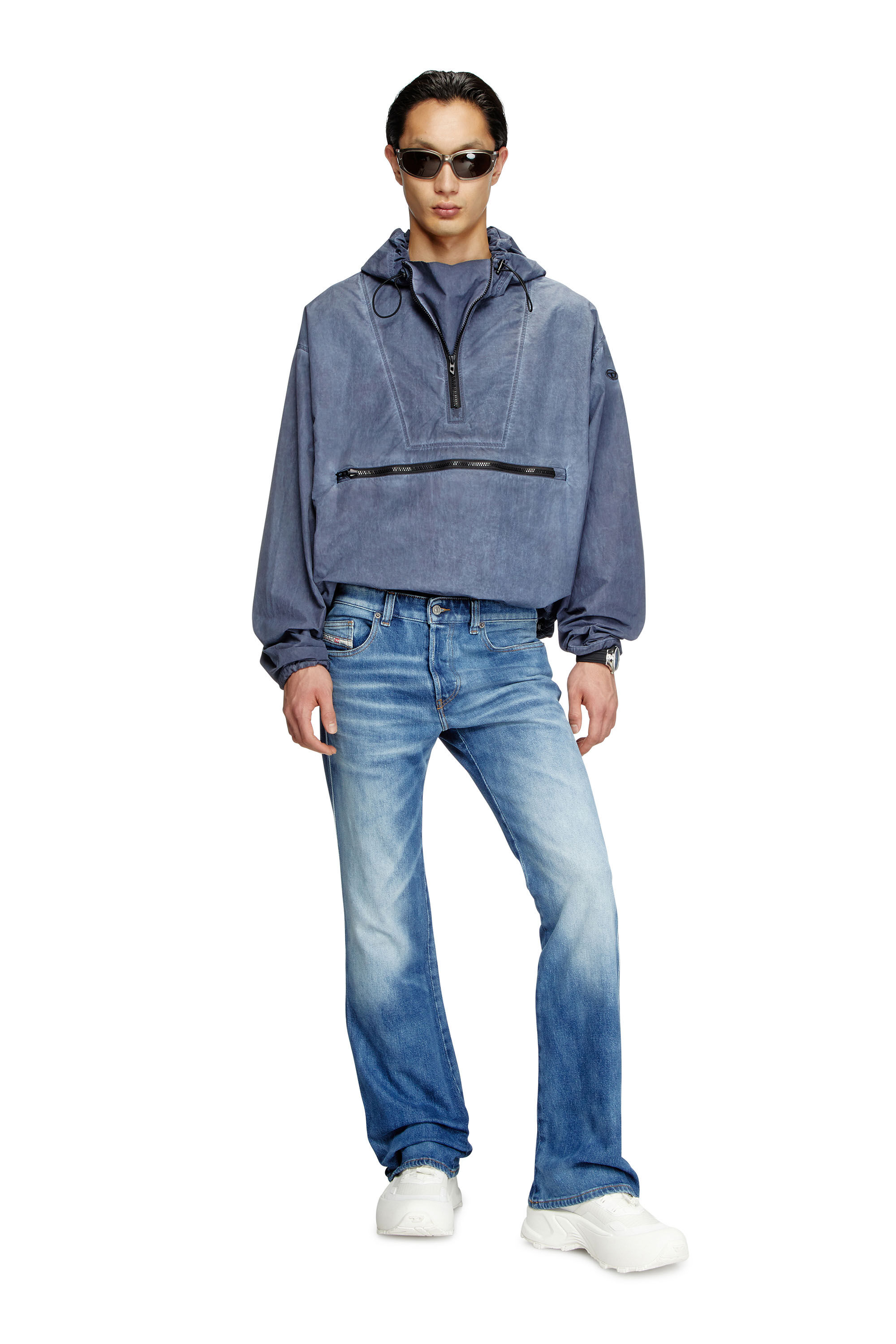 爆買い！ Men's Bootcut Jeans | Medium blue | Diesel 1998 D-Buck パンツ