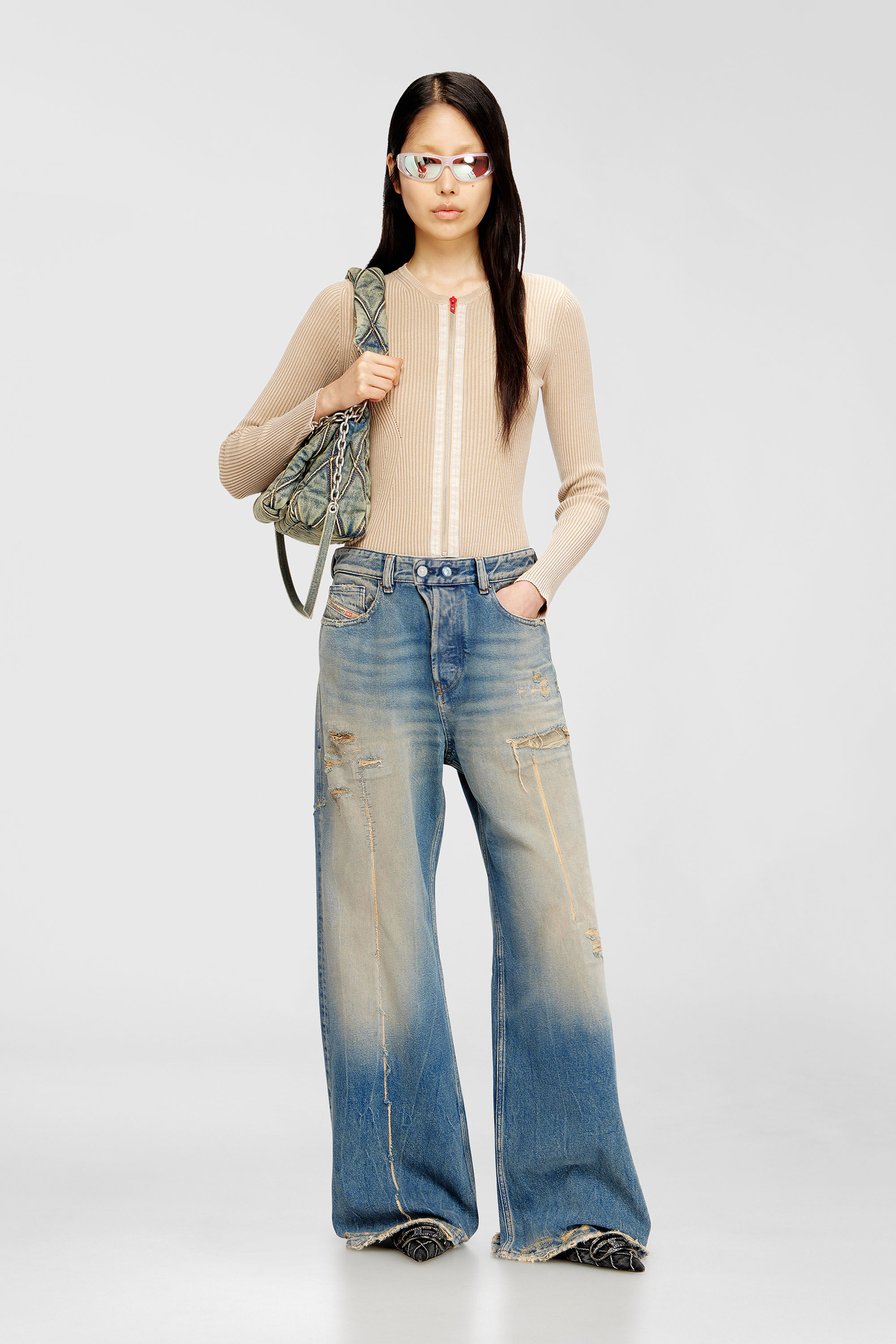 勝*文様 DIESEL Relaxed Jeans 1996 D-Sire 26 Women's Relaxed Jeans | Low Waist 1996 D-Sire | Medium blue