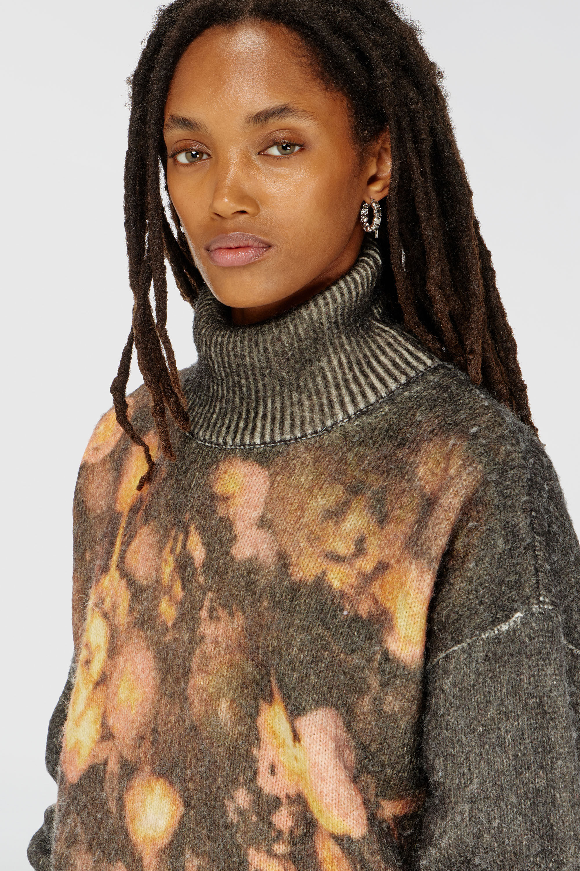 Diesel - M-CIURA, Woman's Wool and alpaca-blend floral turtleneck in Brown - 5
