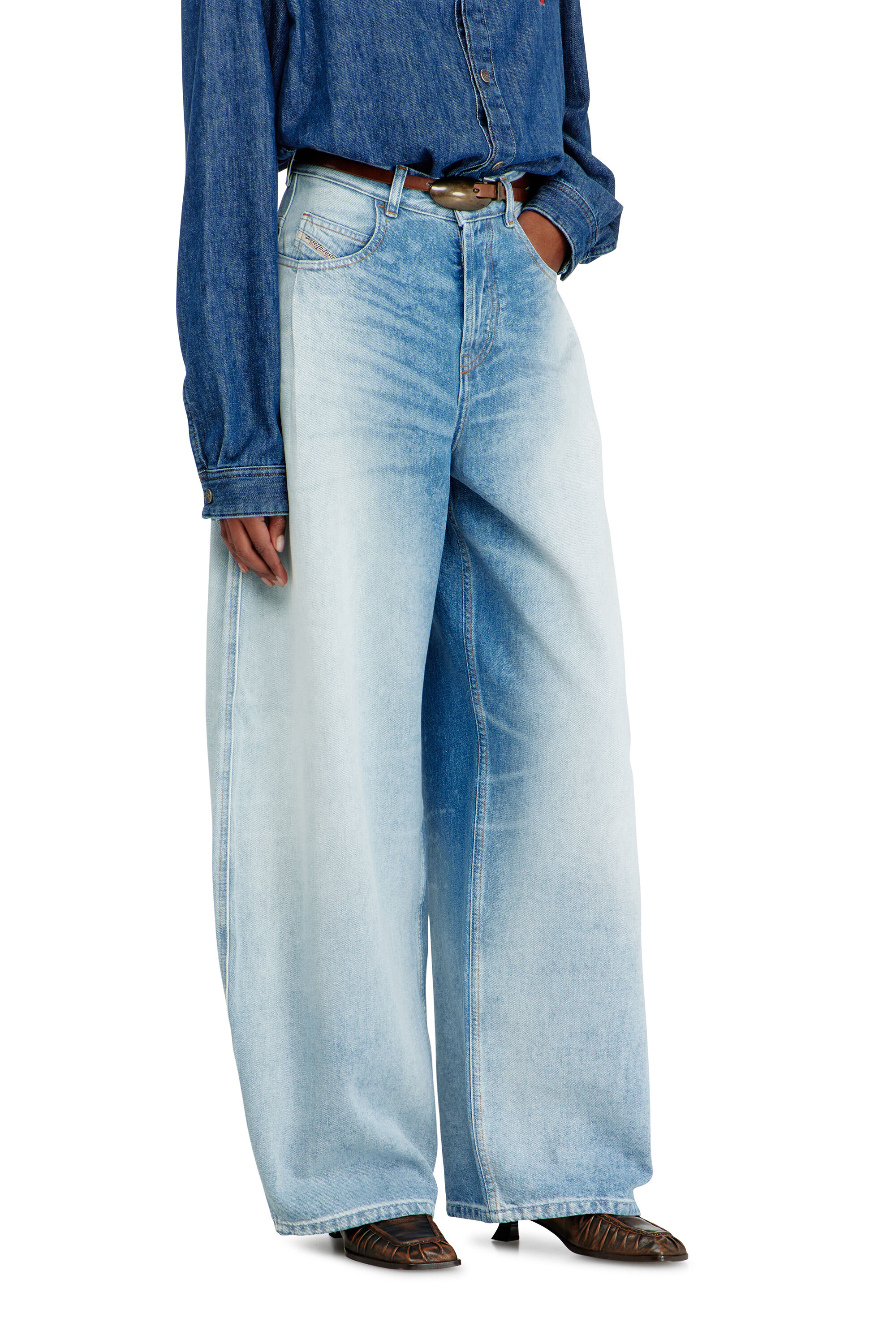 Diesel - Woman's Relaxed Jeans 1987 D-Khelz 007EE, Light Blue - 7