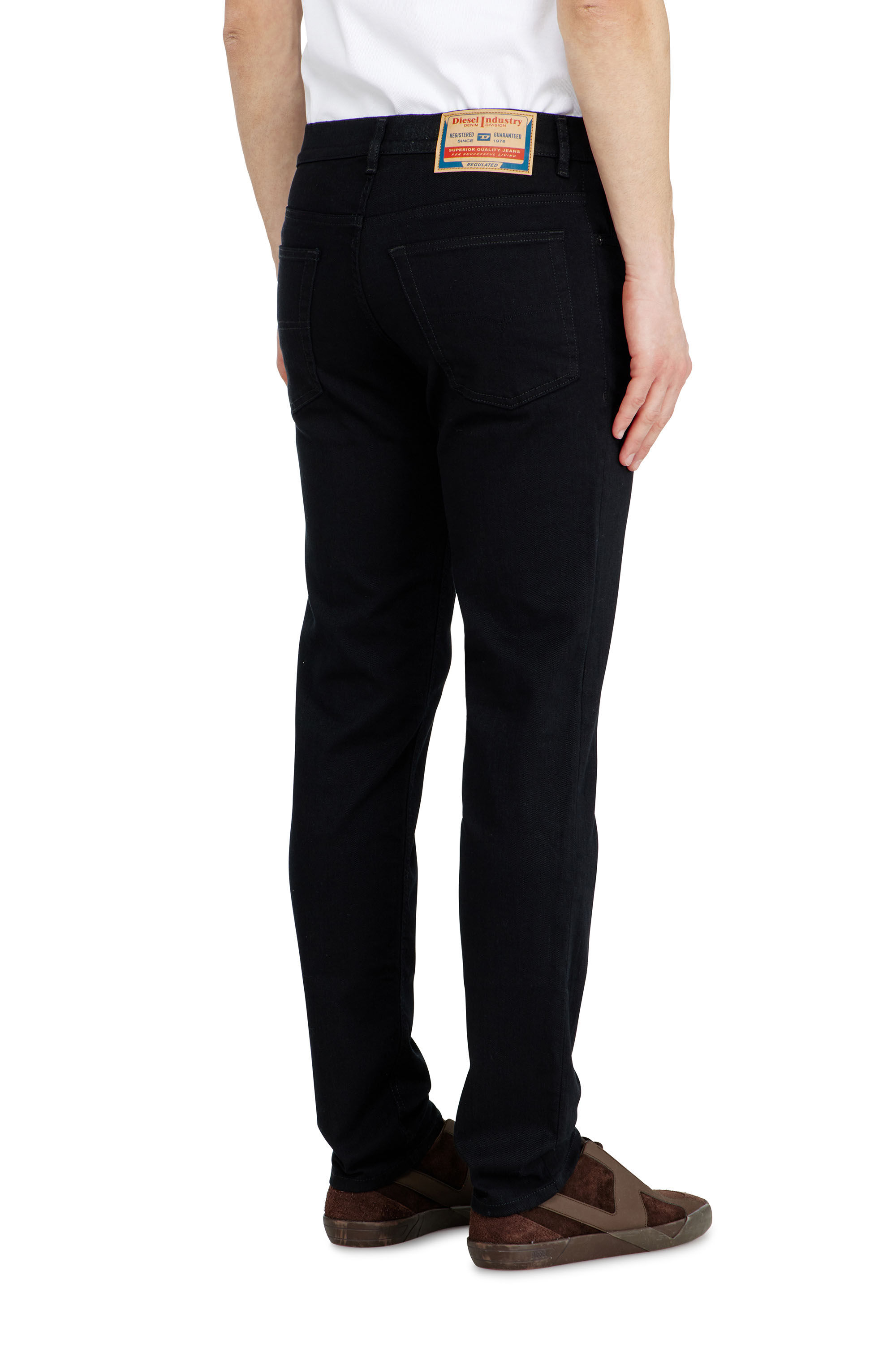 Larkee Man: Regular Skater Black/Dark grey Jeans | Diesel