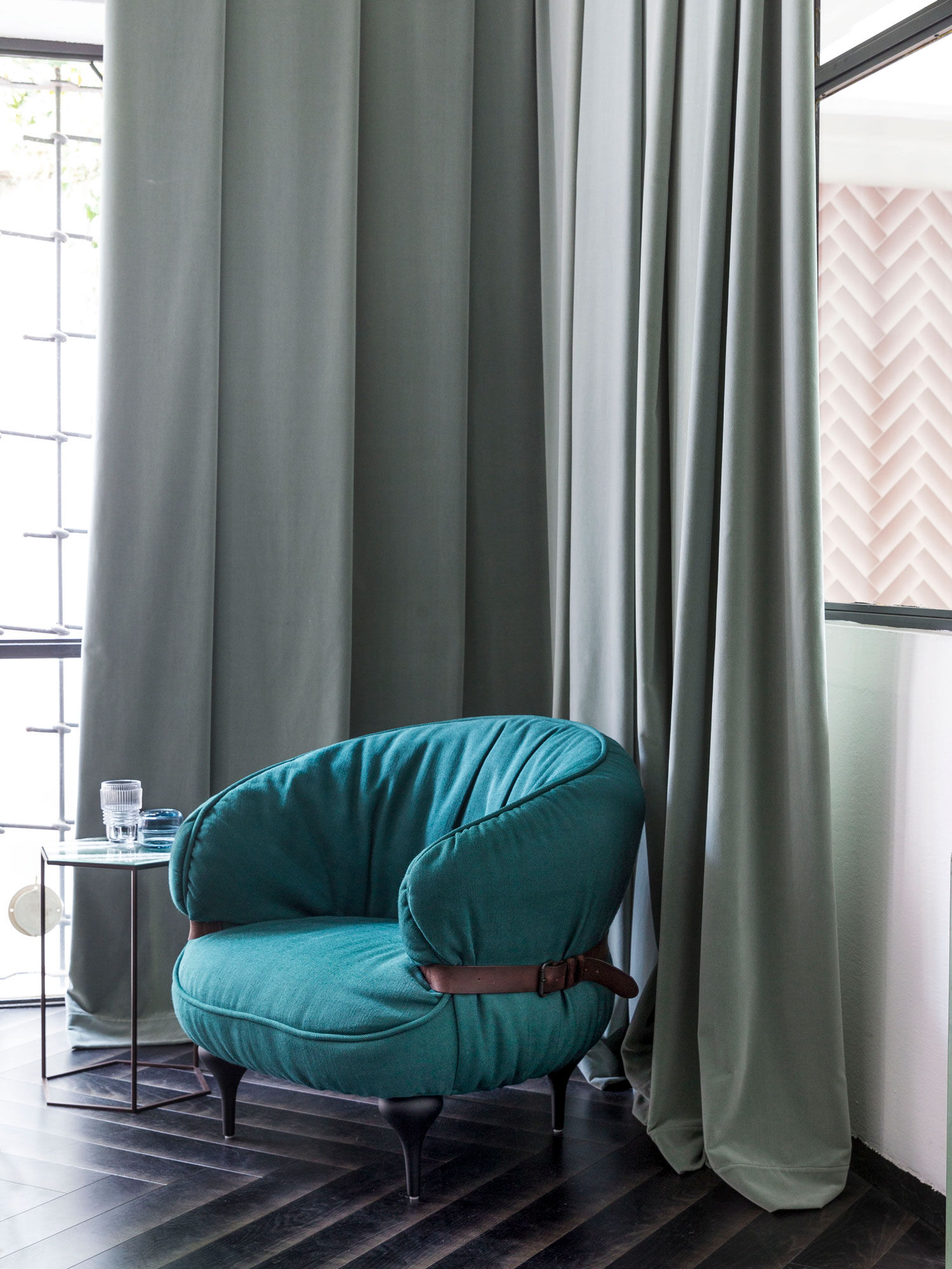 Chic armchair sales