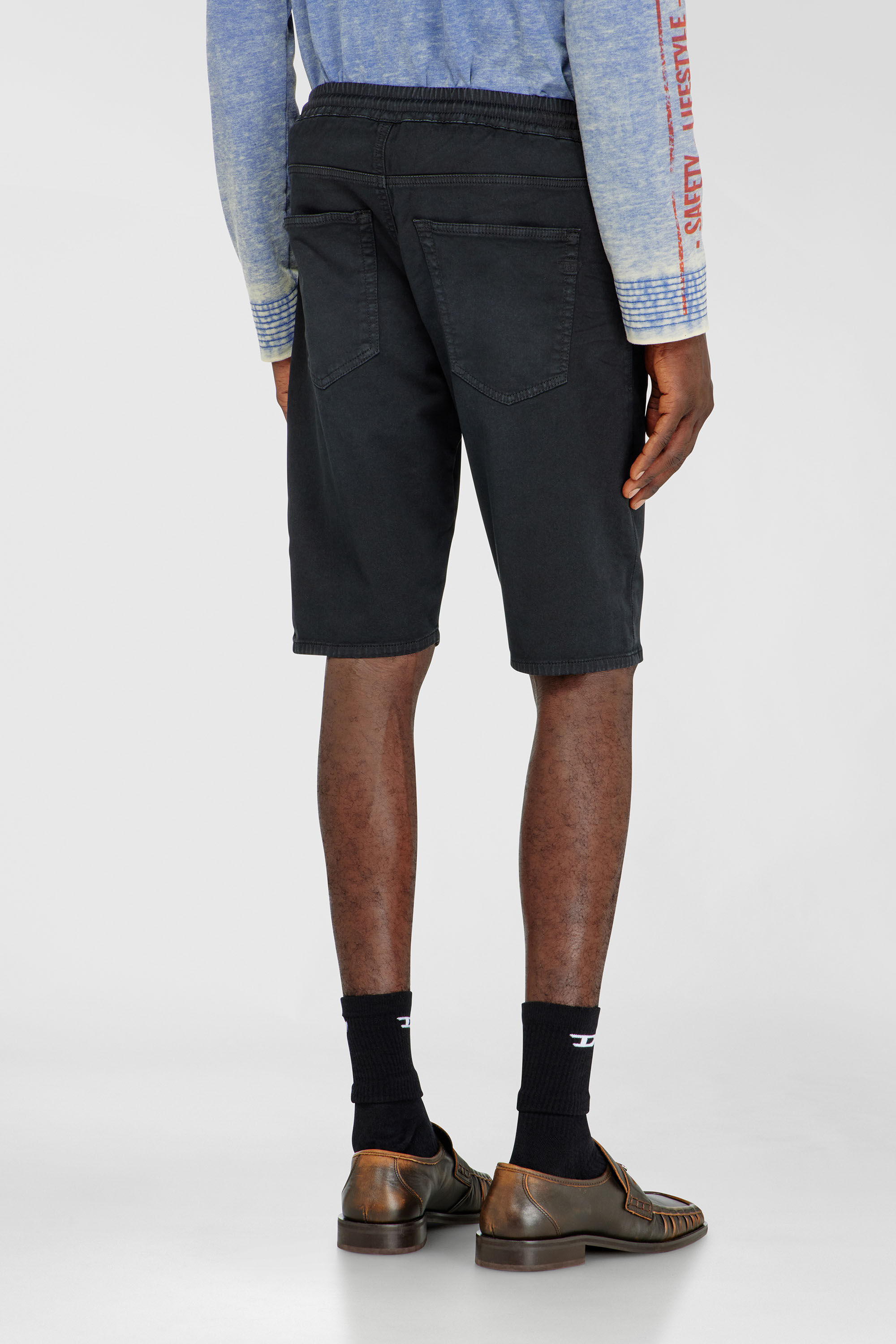 ディーゼル　ジョグジーンズ　ハーフパンツD-KROOLEY-SHORT 黒　32 Men's Chino shorts in JoggJeans | Black | Diesel TR