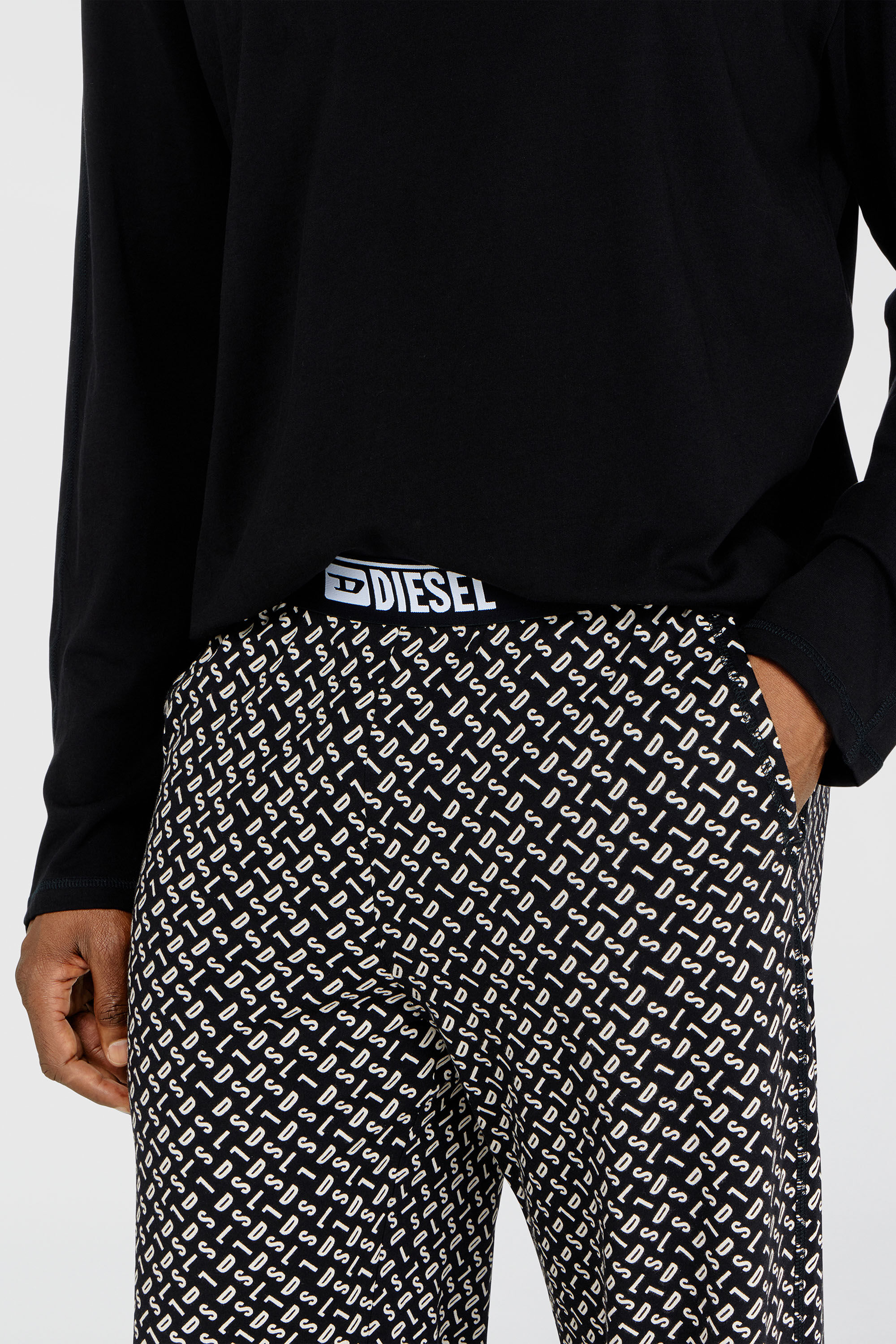Diesel - SET-NOLAN-D-BOX, Man's Pyjama set in cotton with printed bottoms in Black/White - 4