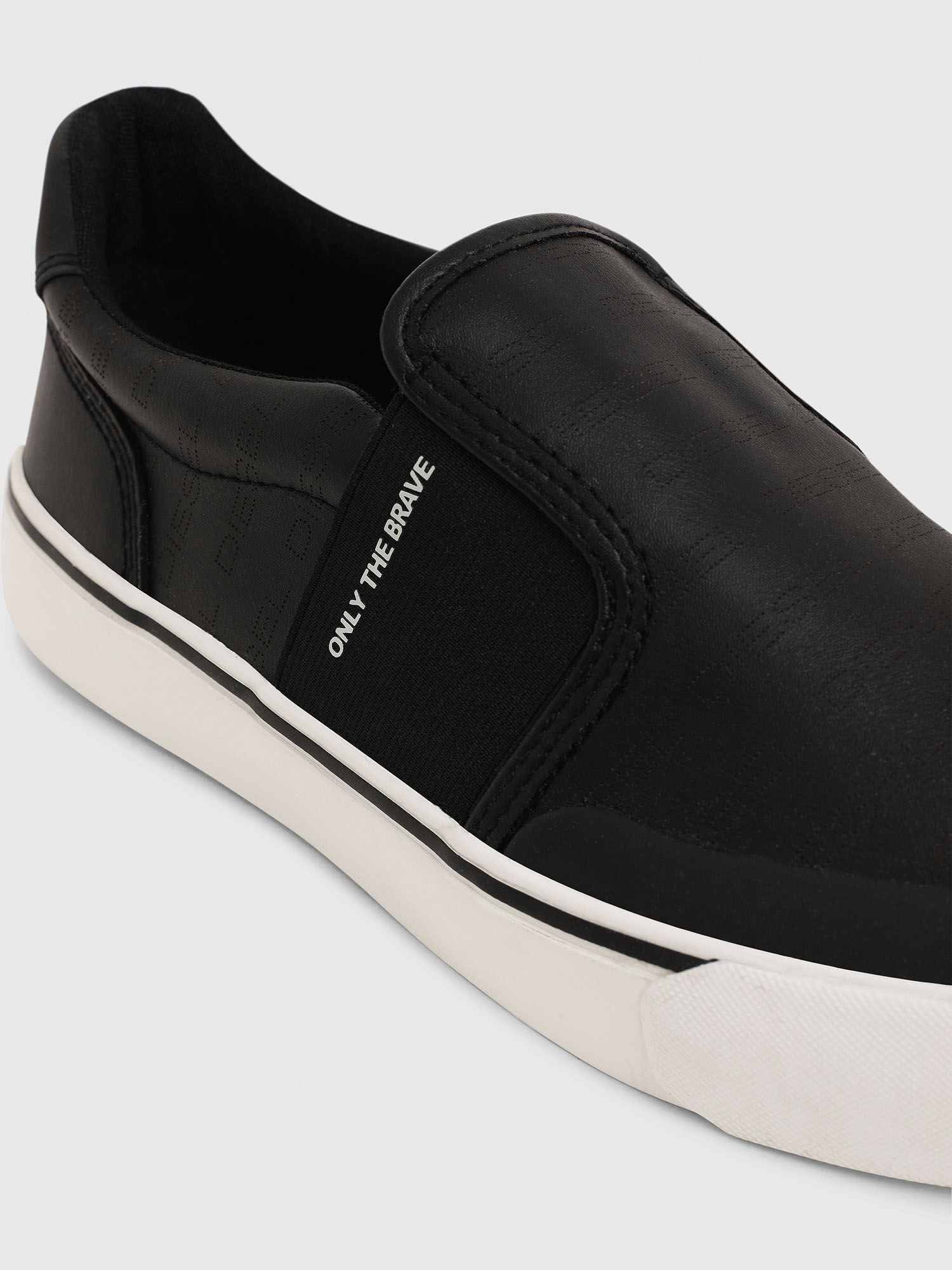 Men: Slip-on sneakers in leather | Diesel