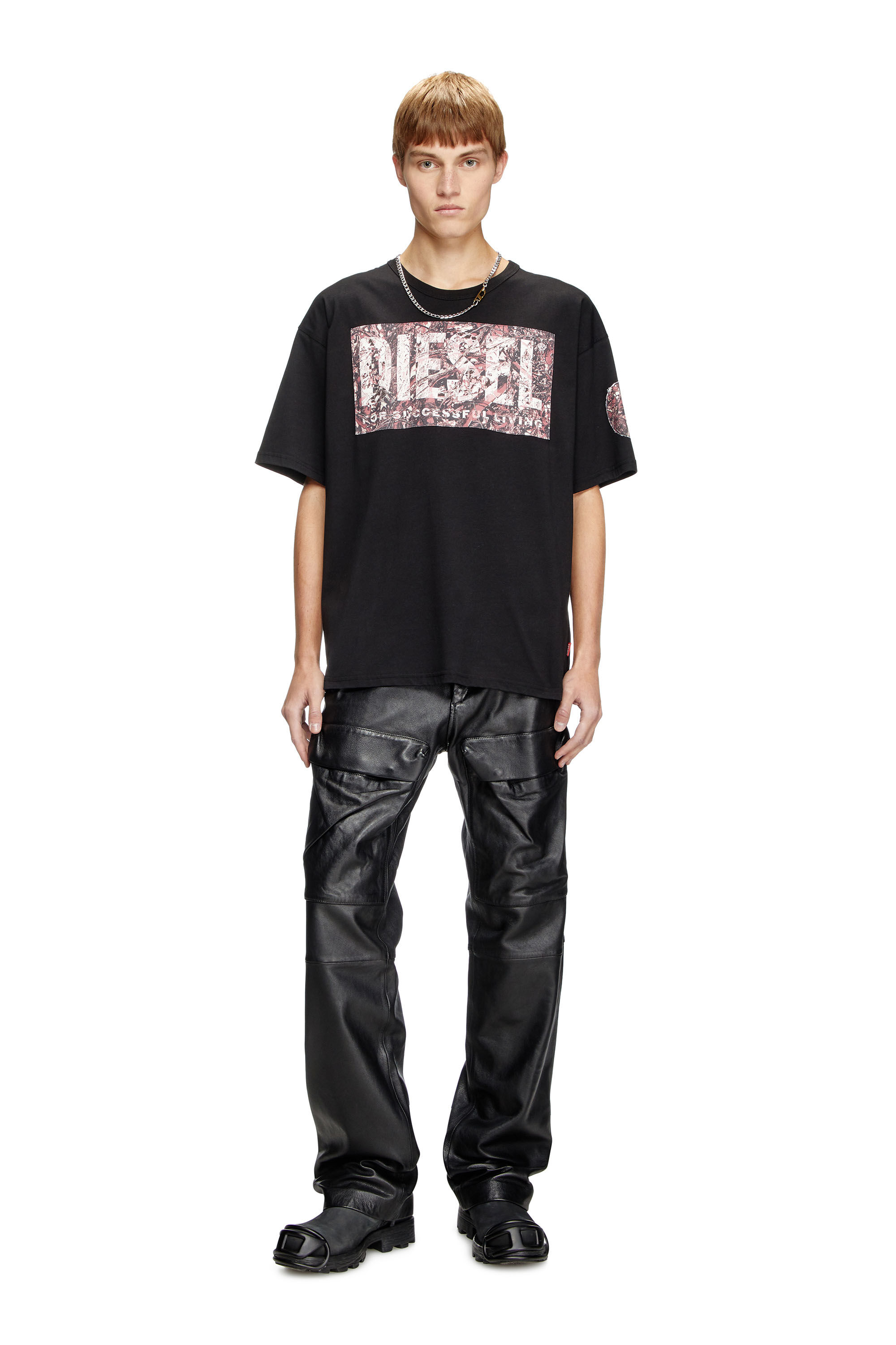 Men's T-shirt with large gabardine patch logo | Black | Diesel