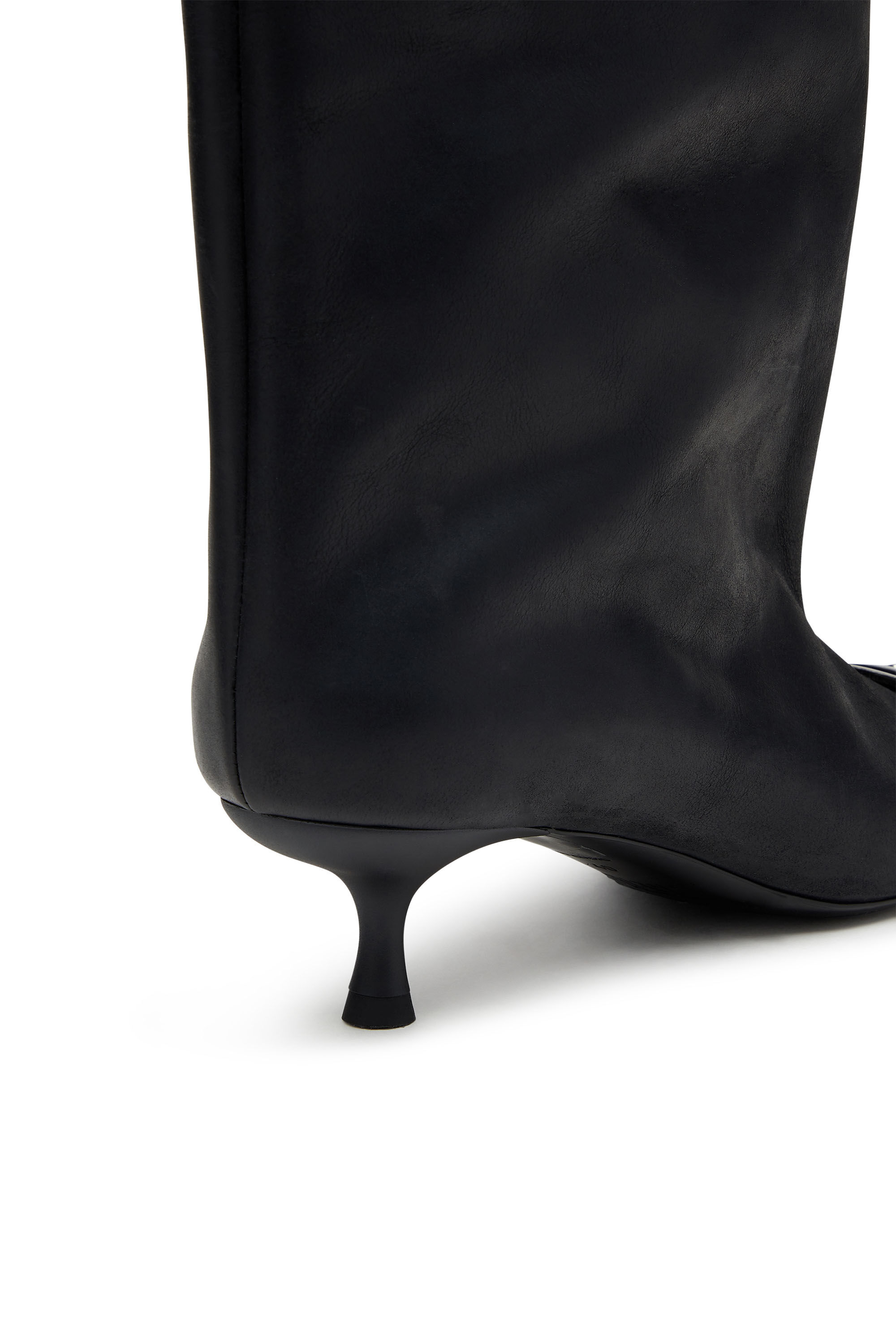 Women's D-Venus-Knee-high boots in oiled leather | Black | Diesel