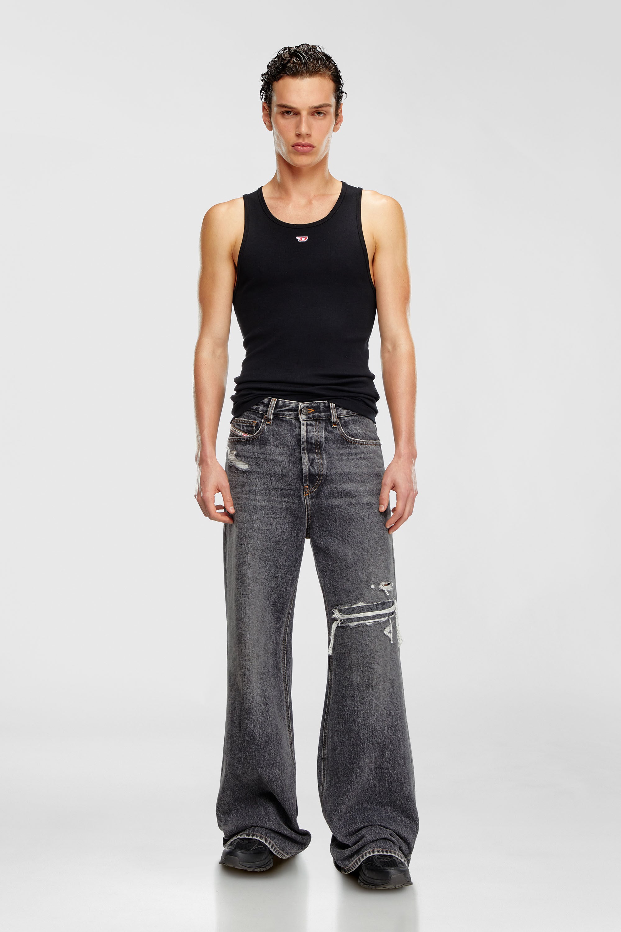1996 D-Sire Woman: Relaxed Black/Dark grey Baggy Jeans | Diesel
