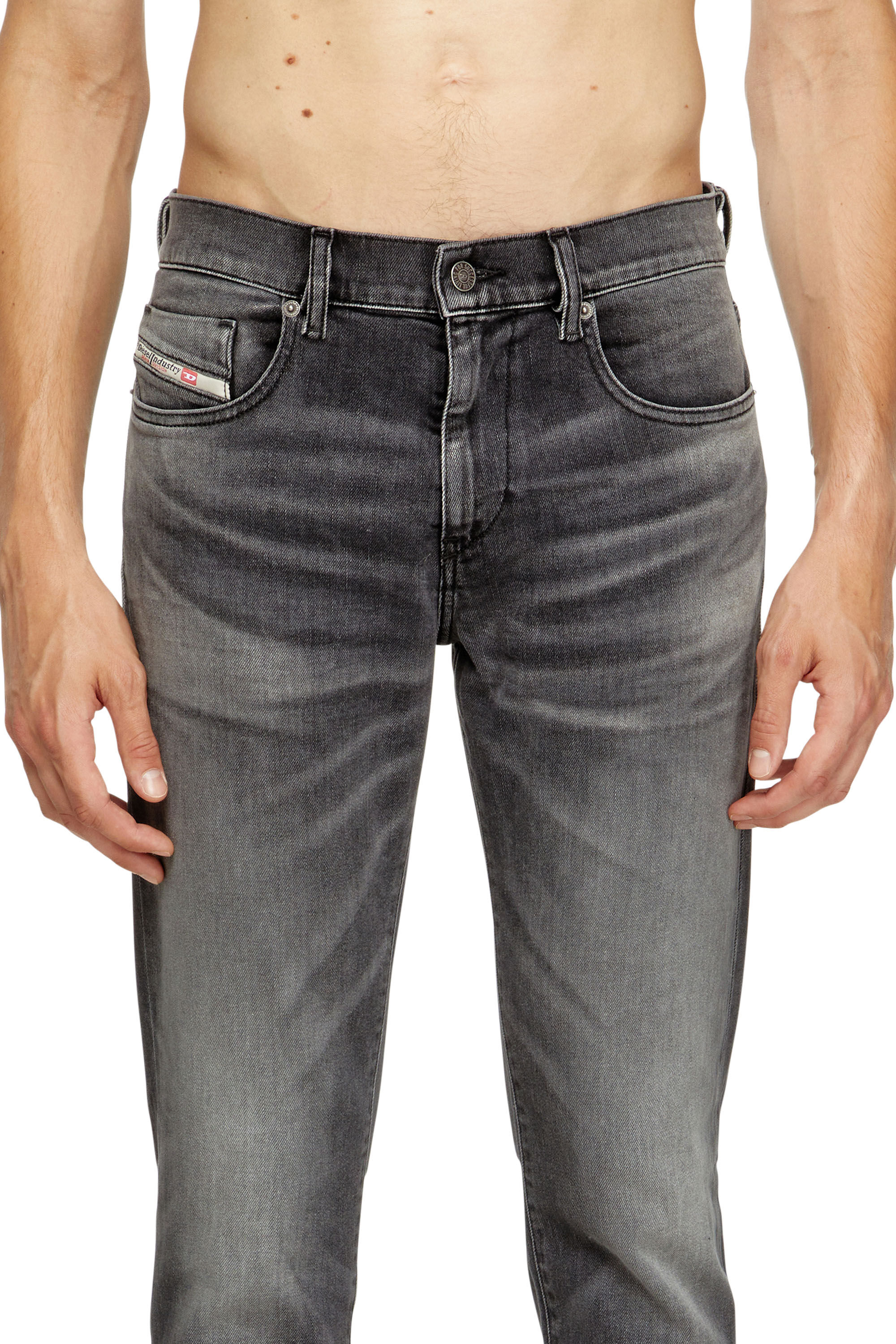 DARK FOG★Smoke Grey Structured Straight Jeans DF52 Delmar Slim Straight Jeans | GUESS Factory