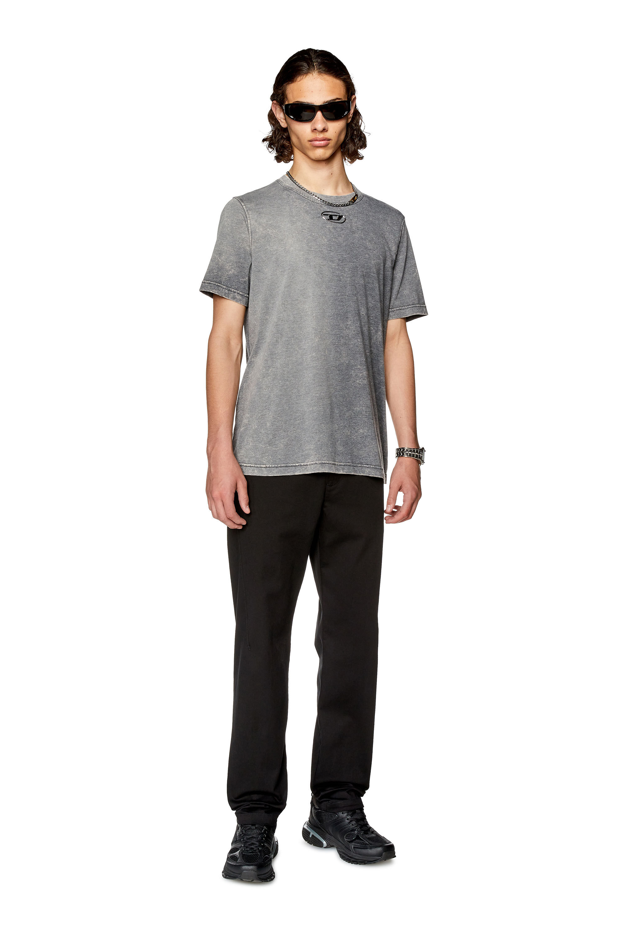 Men's Chino pants in cotton gabardine | Black | Diesel
