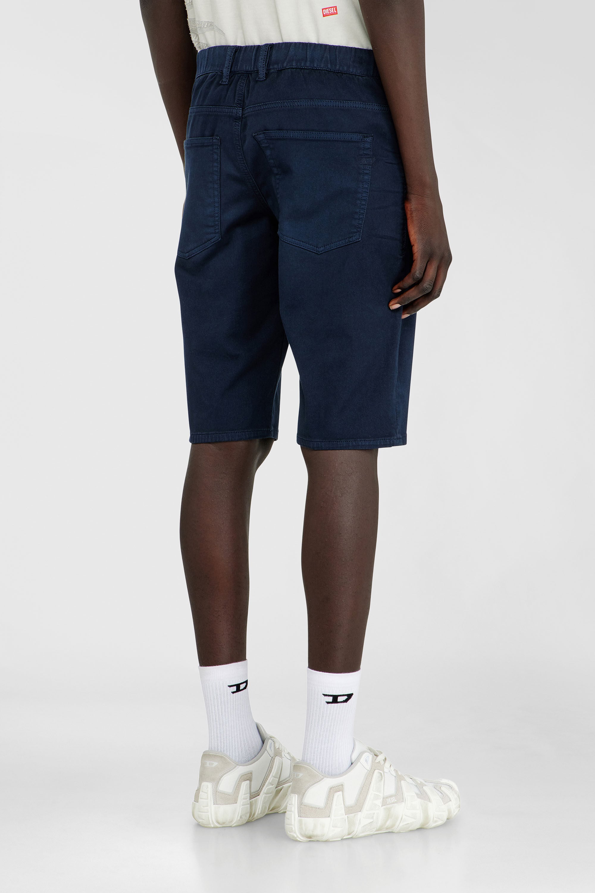 Diesel - 2033 D-KROOLEY-SHORT-BW JOGG, Man's Slim shorts in coloured denim in Dark Blue - 4