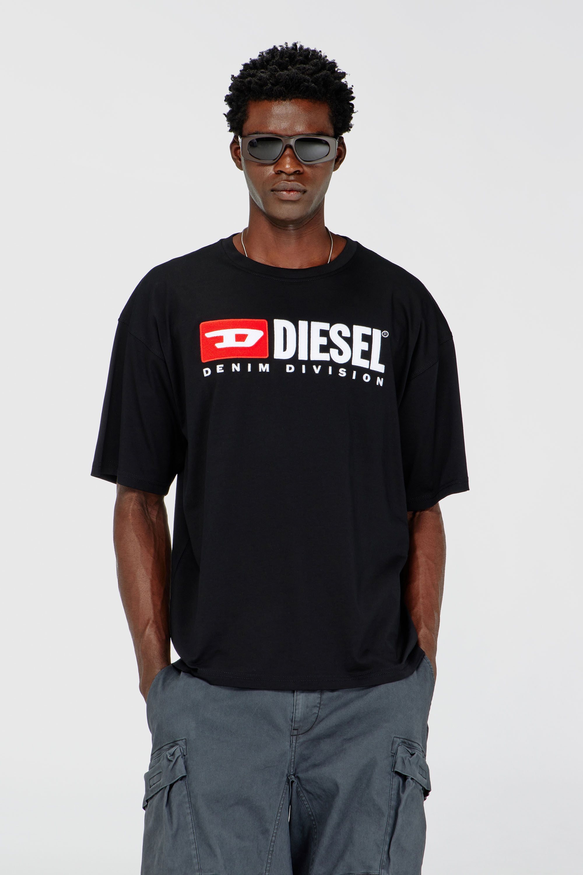 Men's T-shirt with Diesel patch logo | Black | Diesel TR