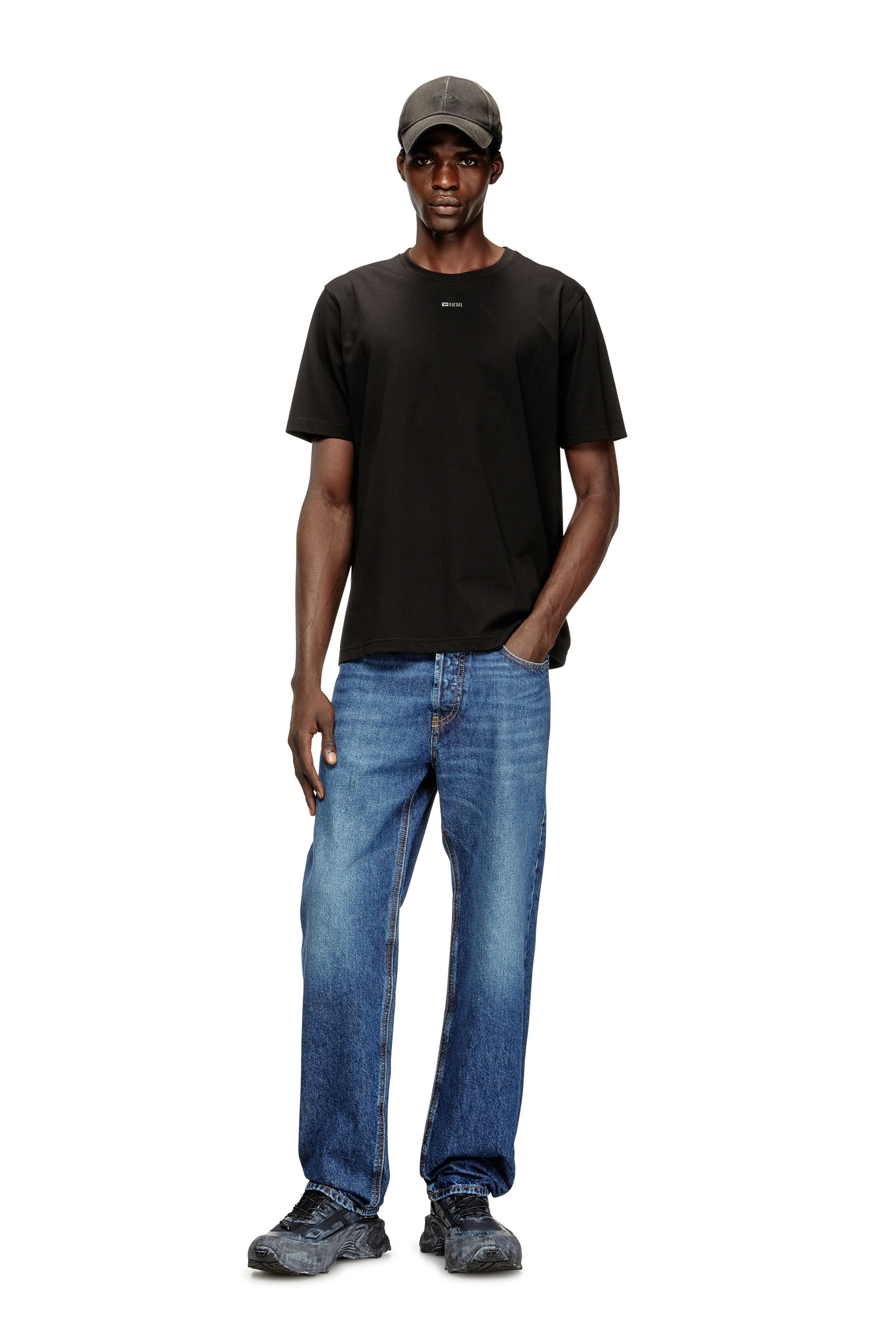 Men's T-shirt with micro metal logo | Black | Diesel TR