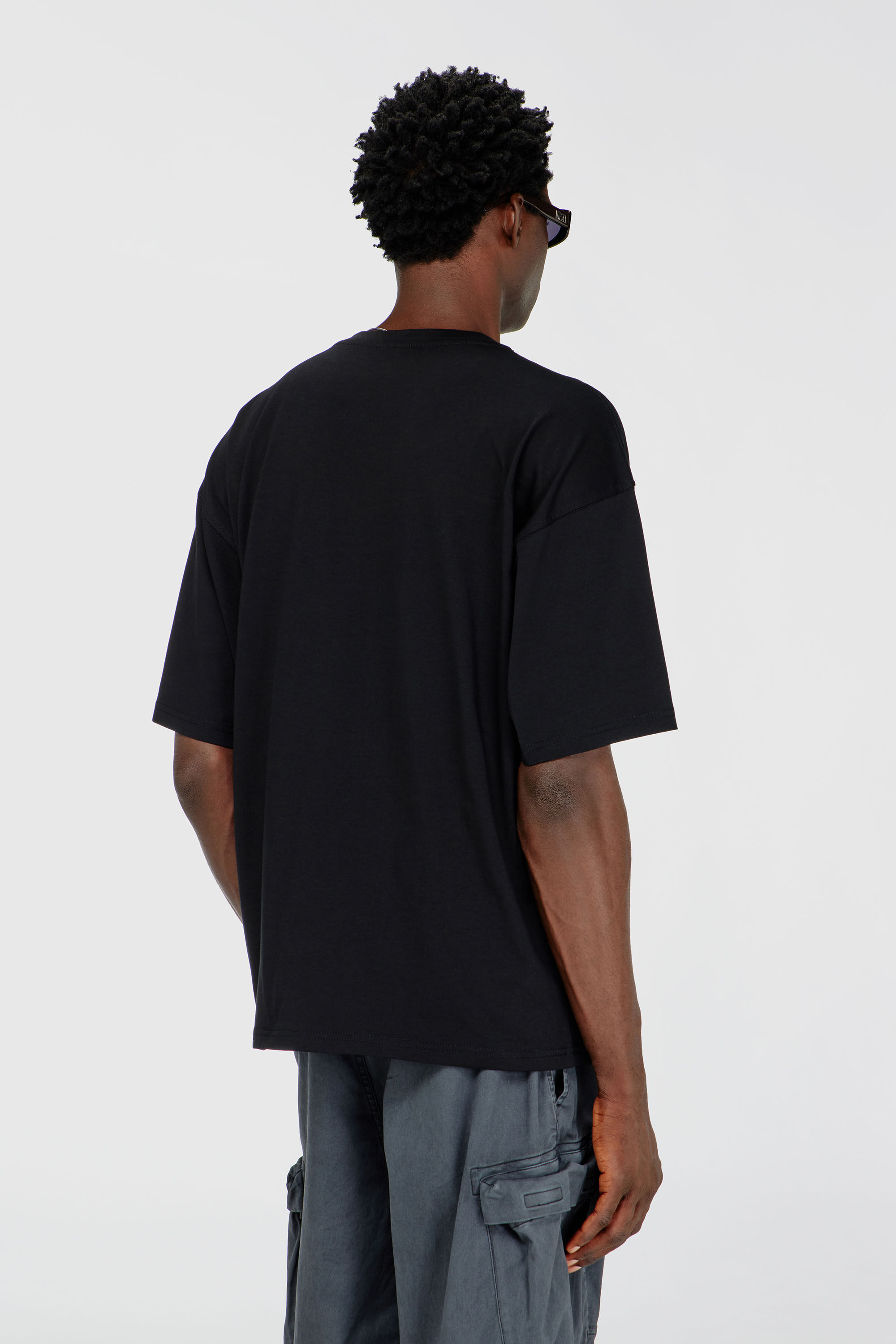 Men's T-shirt with Diesel patch logo | Black | Diesel TR