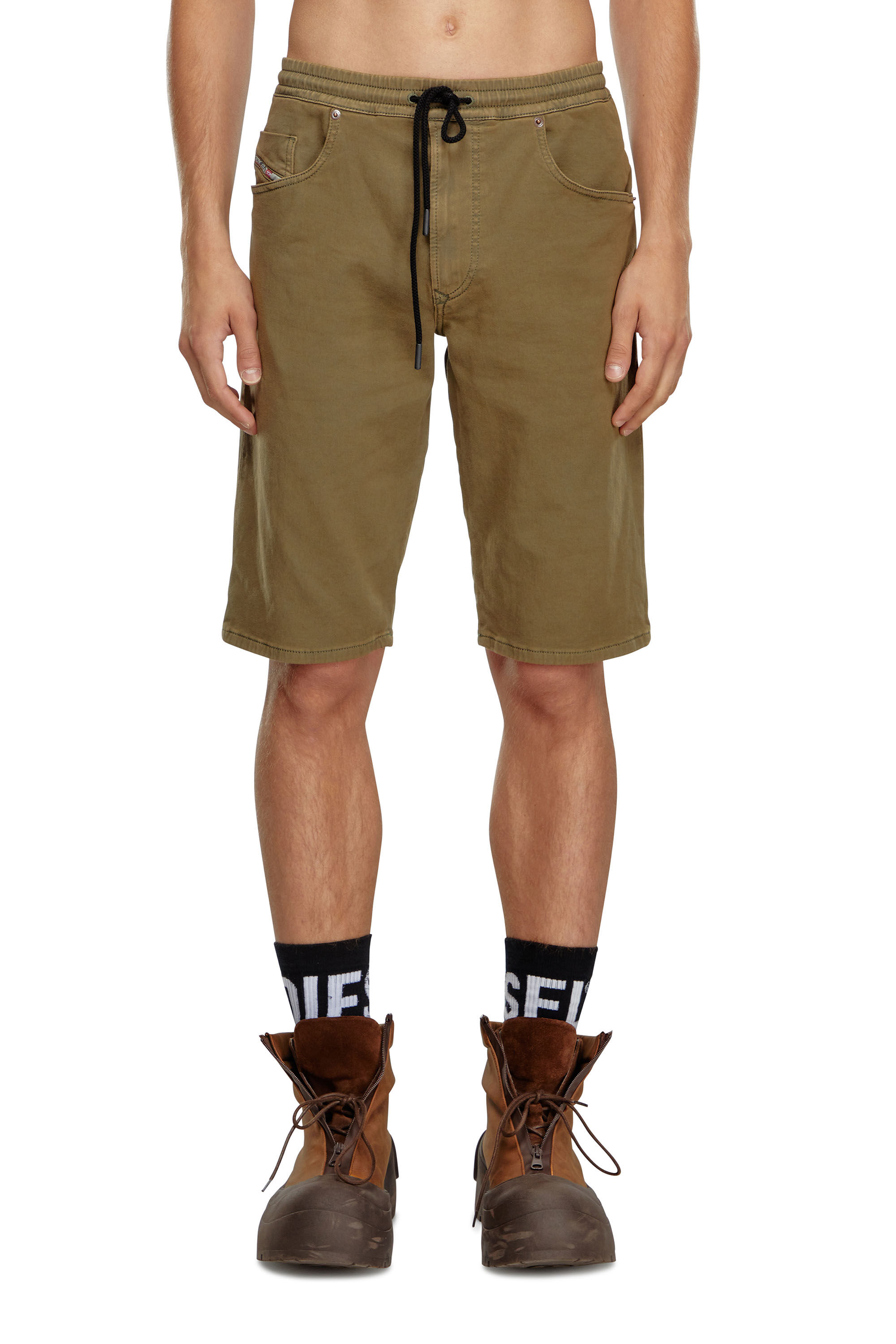 Diesel - 2033 D-KROOLEY-SHORT JOGG, Man's Chino shorts in JoggJeans in Military Green - 3