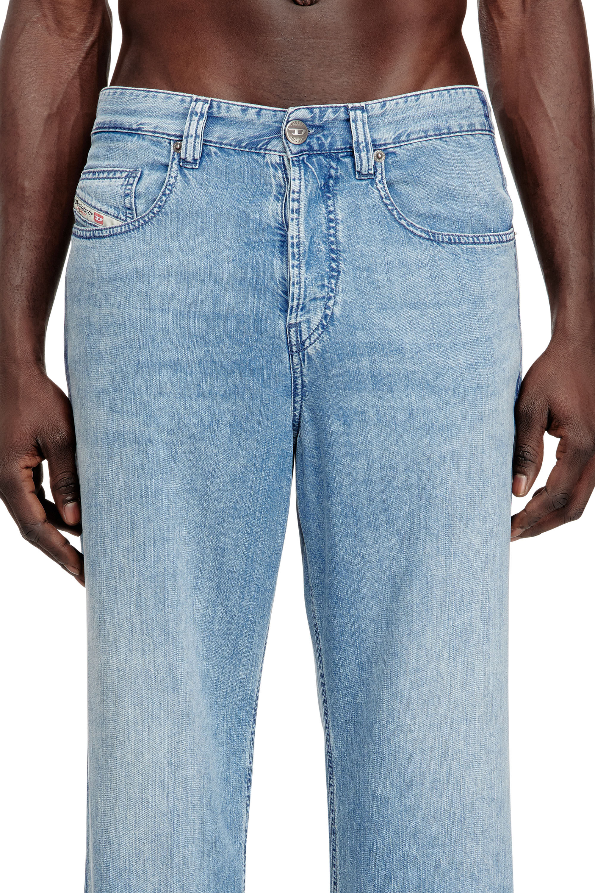 Men's Relaxed Jeans | Light Blue | Diesel 2001 D-Macro