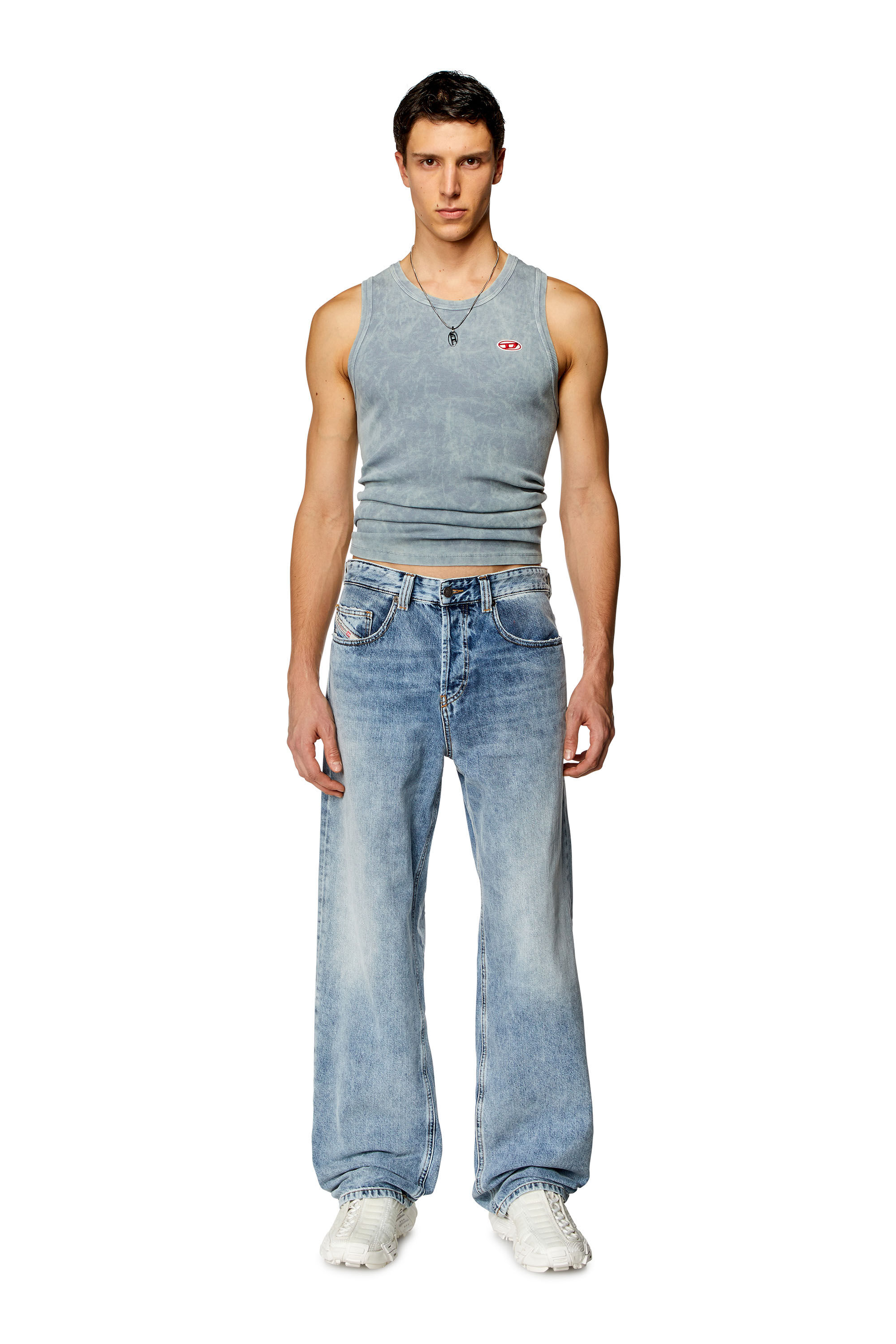 2024特集 Men's Oversized Regular Jeans | Light blue | Diesel 2001 D-Macro パンツ