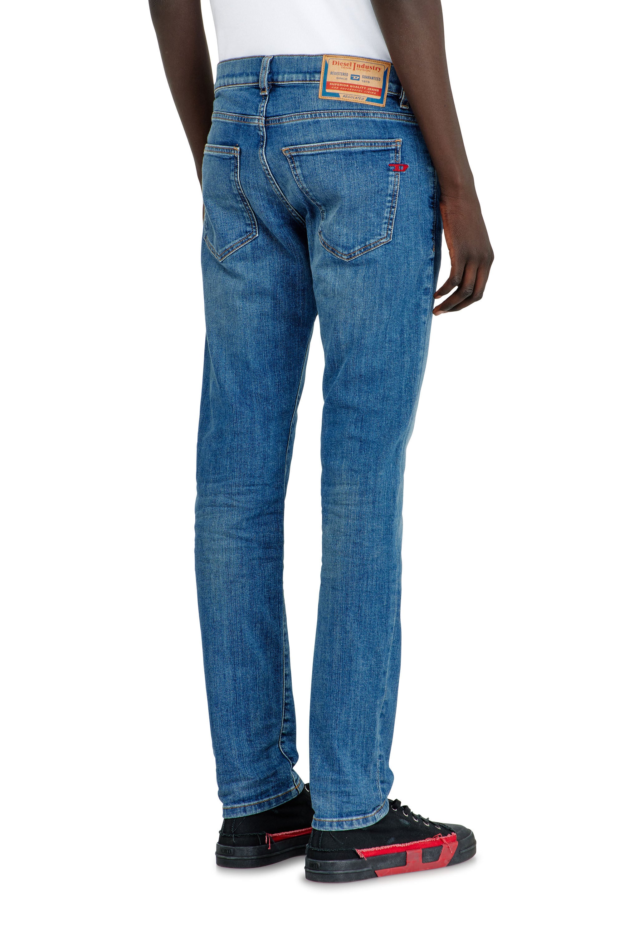 Men's Slim Jeans | Regular Waist 2019 D-StruktLight Blue | Diesel TR