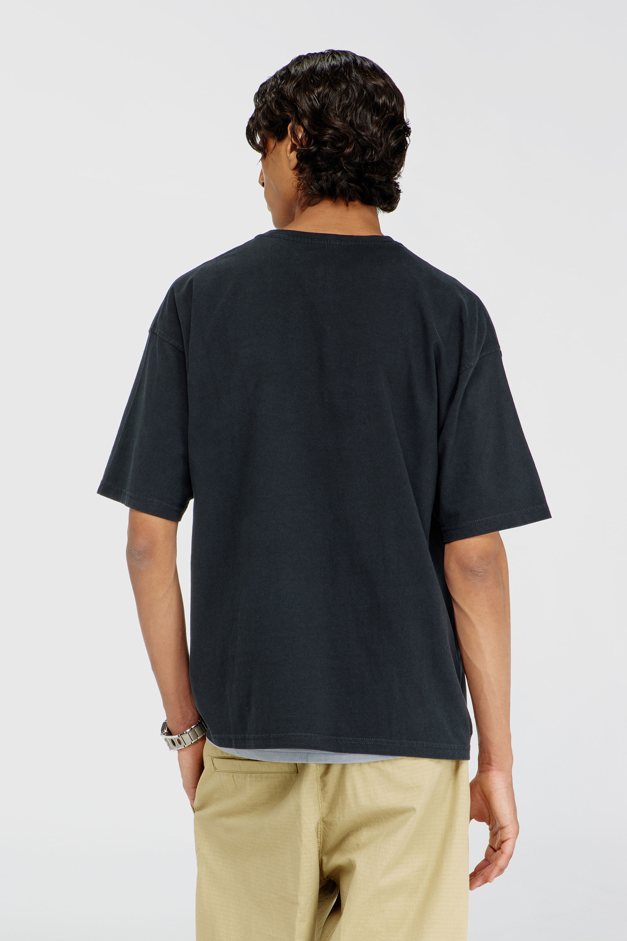 Men's T-shirt with distressed flocked logo | Black | Diesel TR